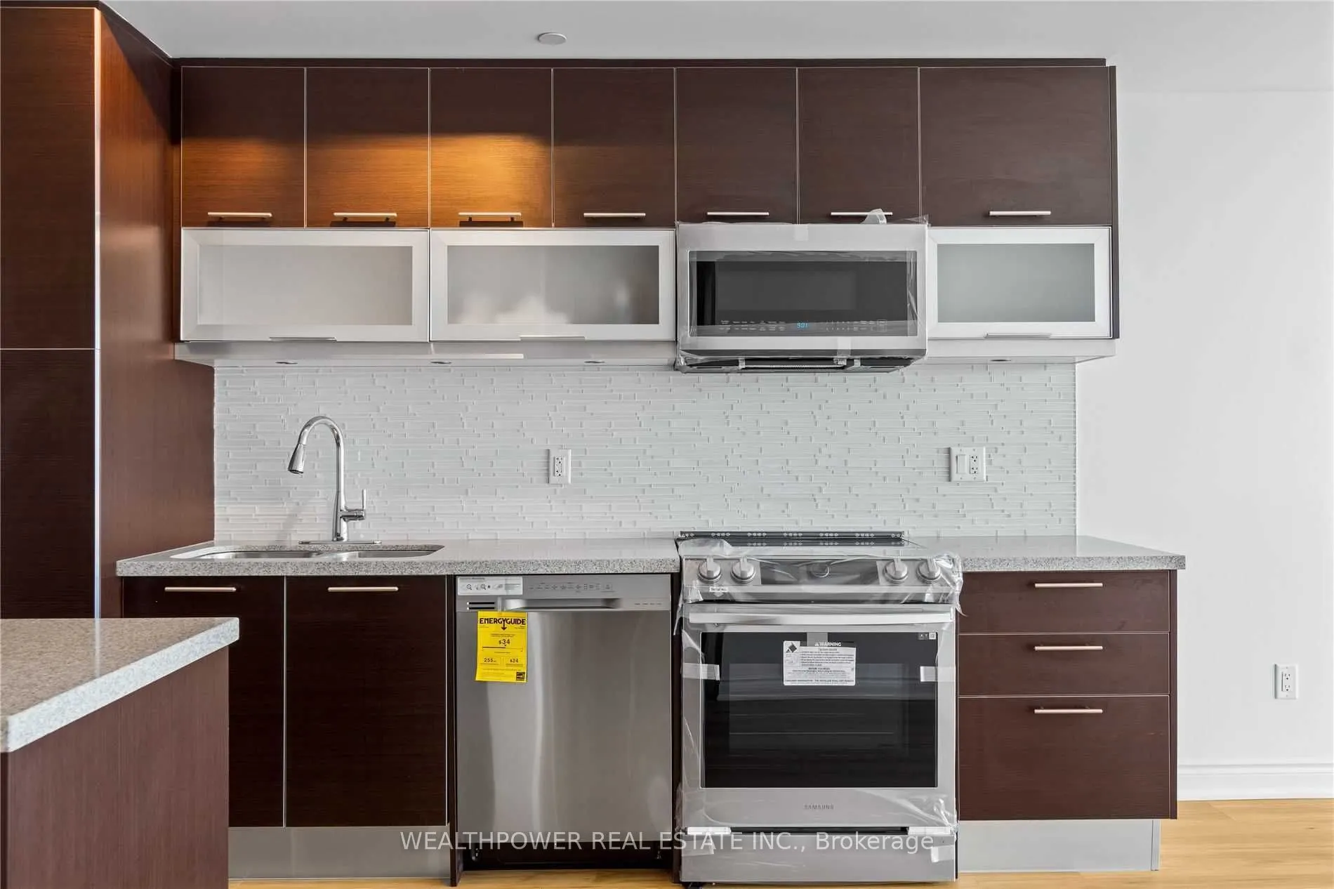 388 Yonge Street #6504