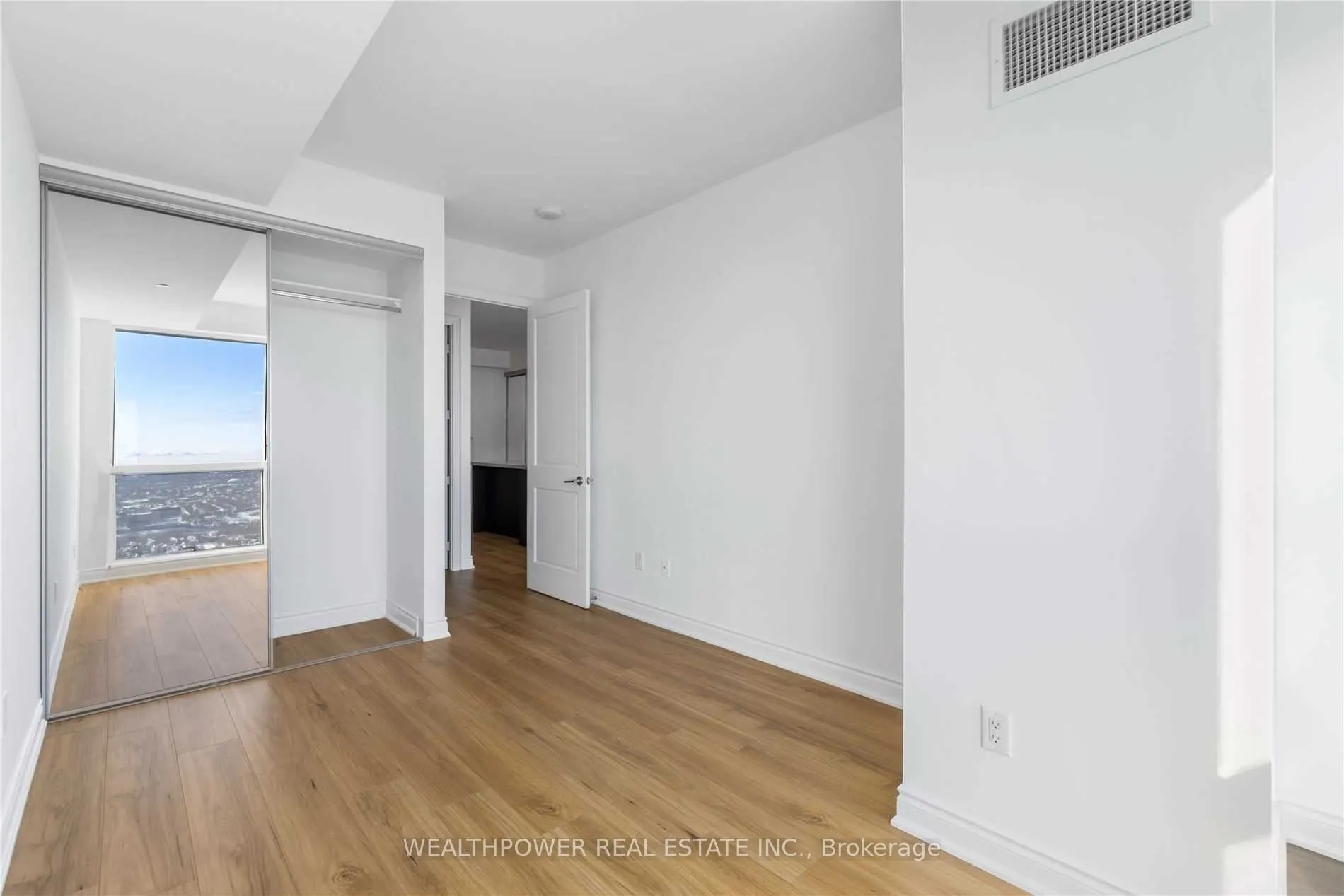 388 Yonge Street #6504