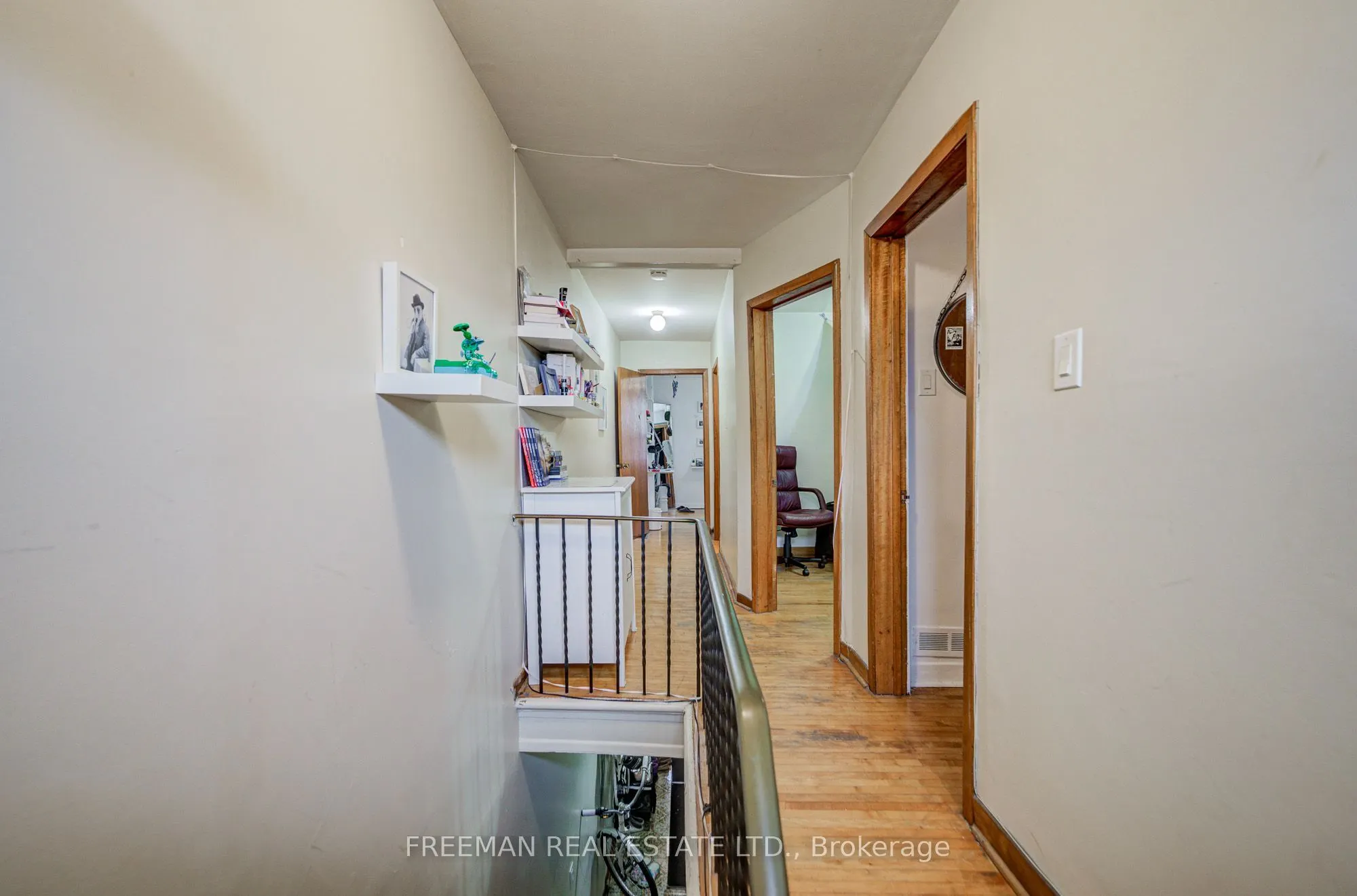 492 Manning Avenue