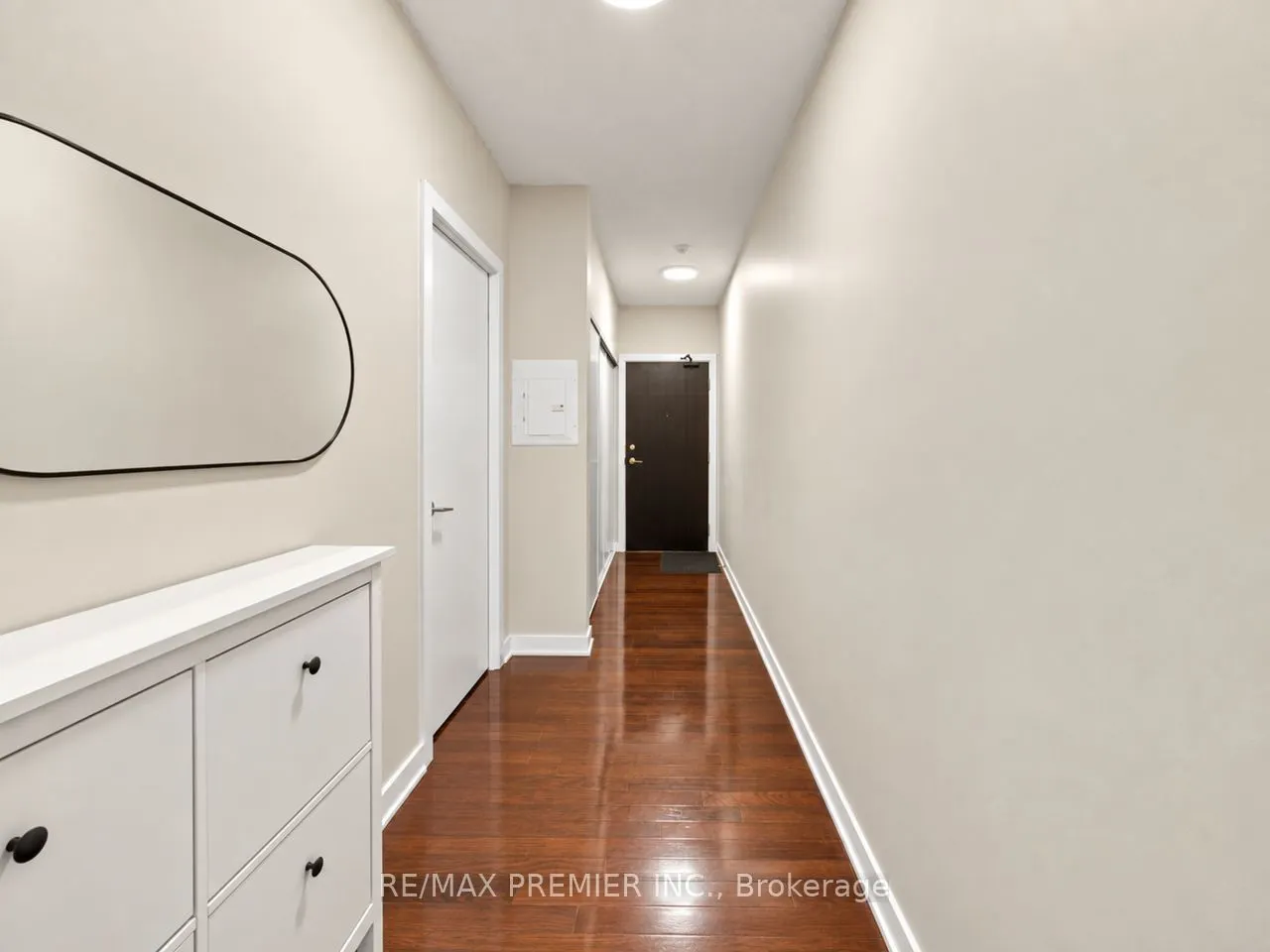 33 Charles Street E #1405