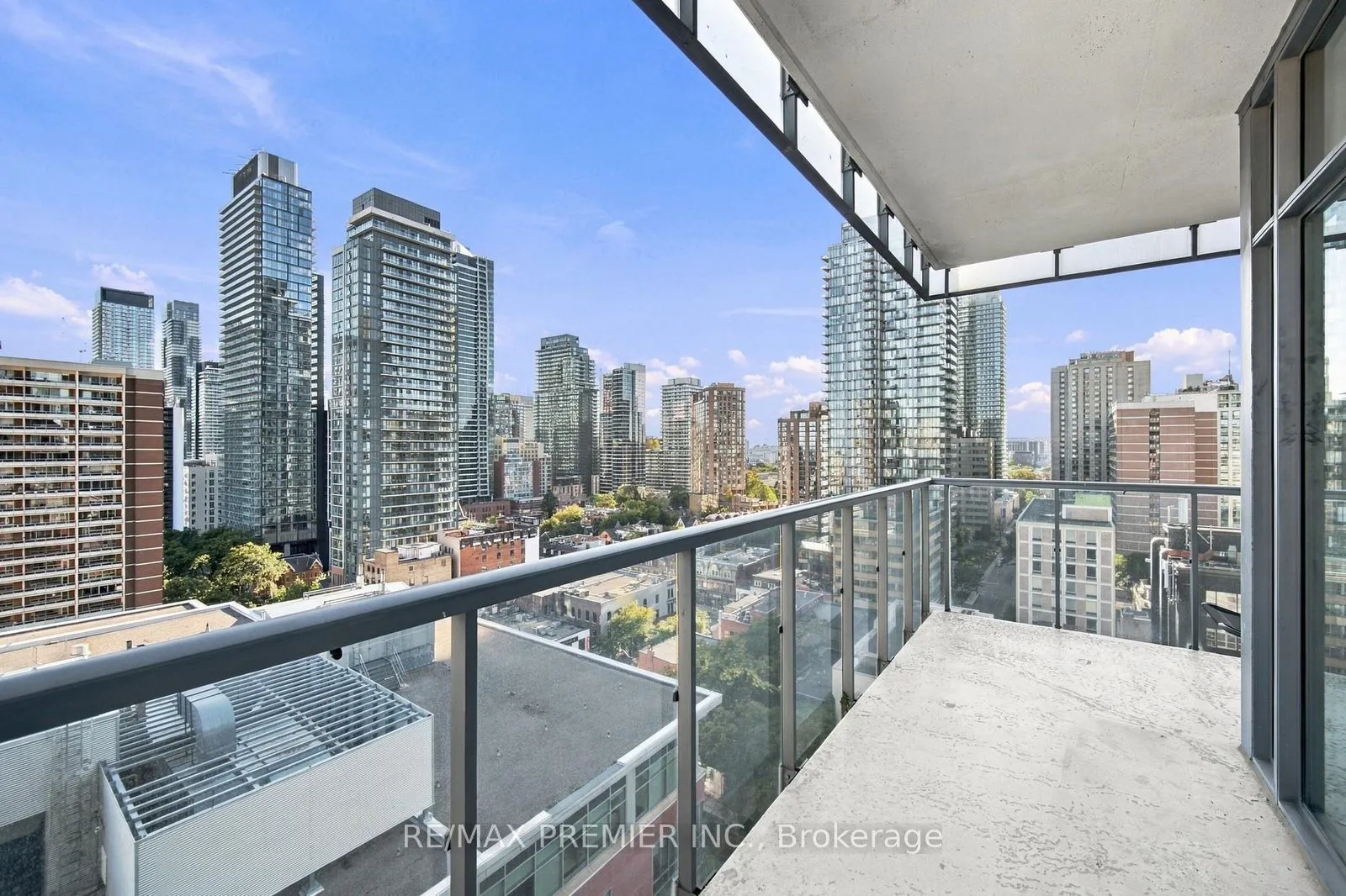 33 Charles Street E #1405