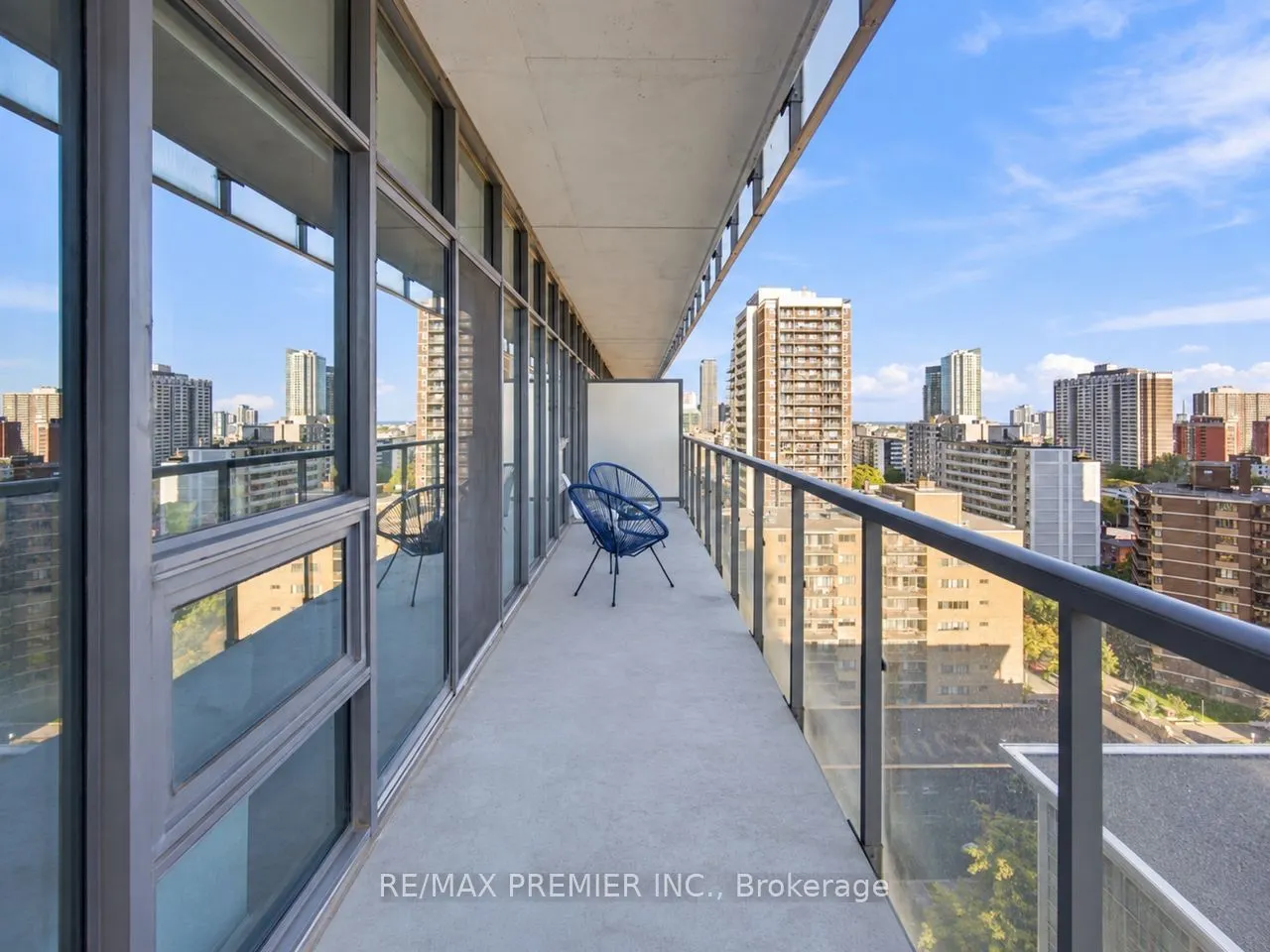 33 Charles Street E #1405