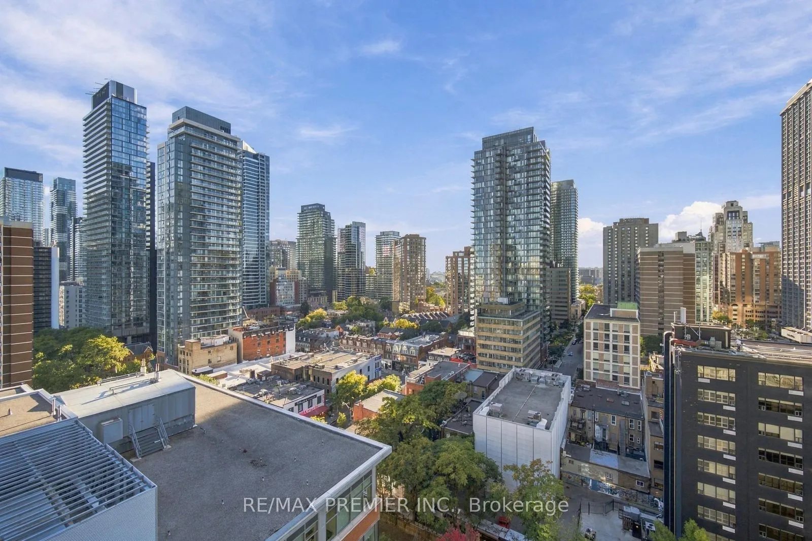 33 Charles Street E #1405
