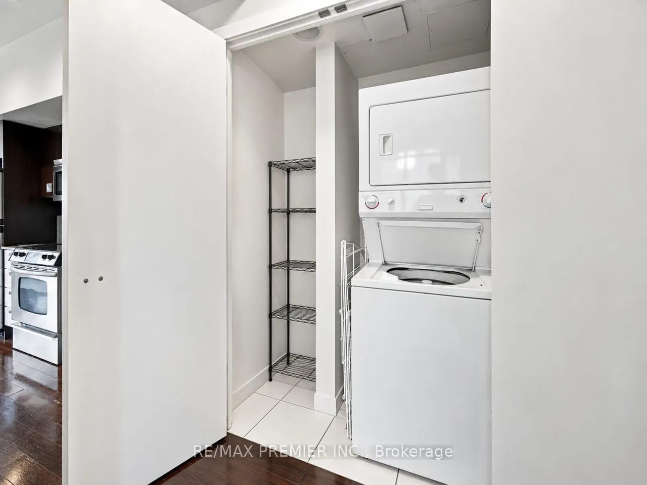 33 Charles Street E #1405