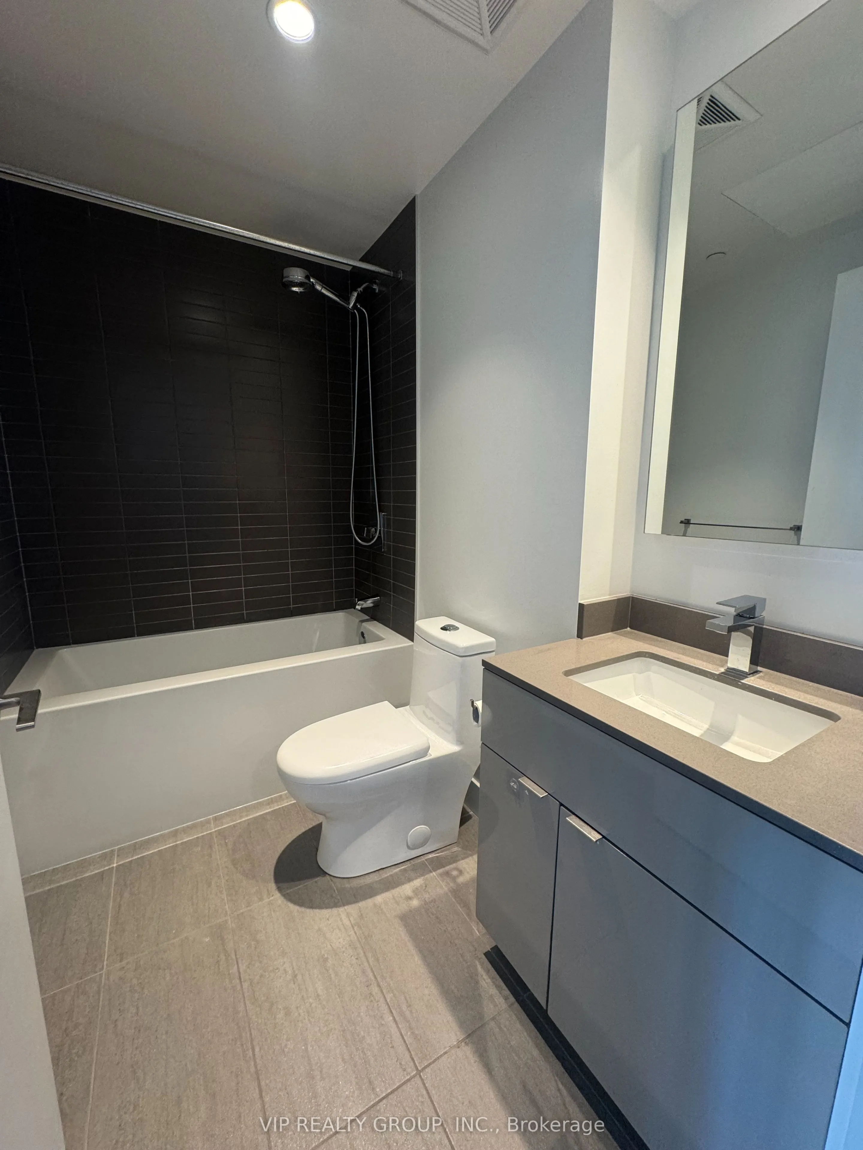 7 Grenville Street #2606