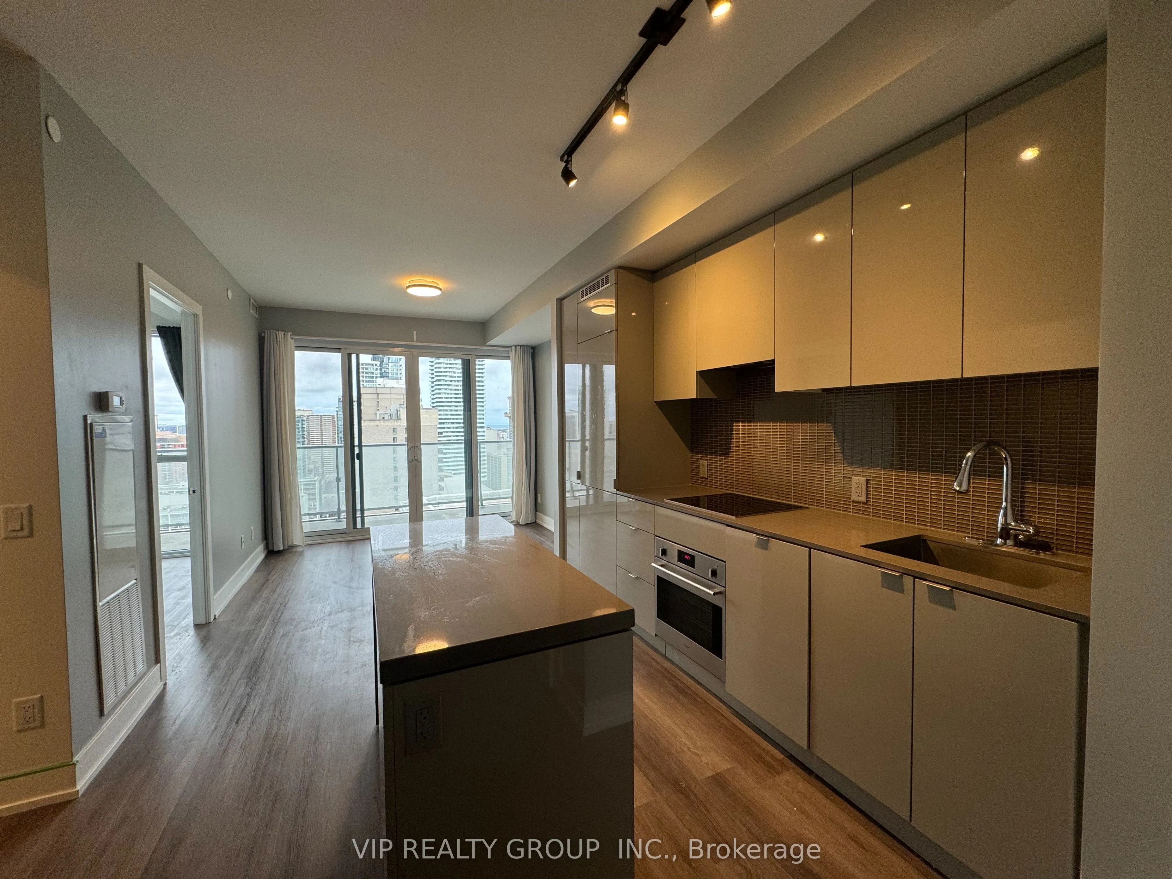 7 Grenville Street #2606