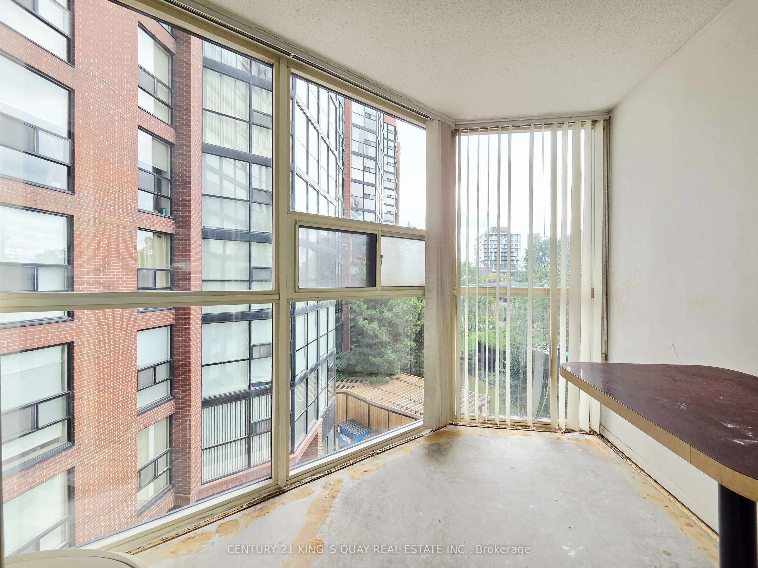 705 King Street W #409