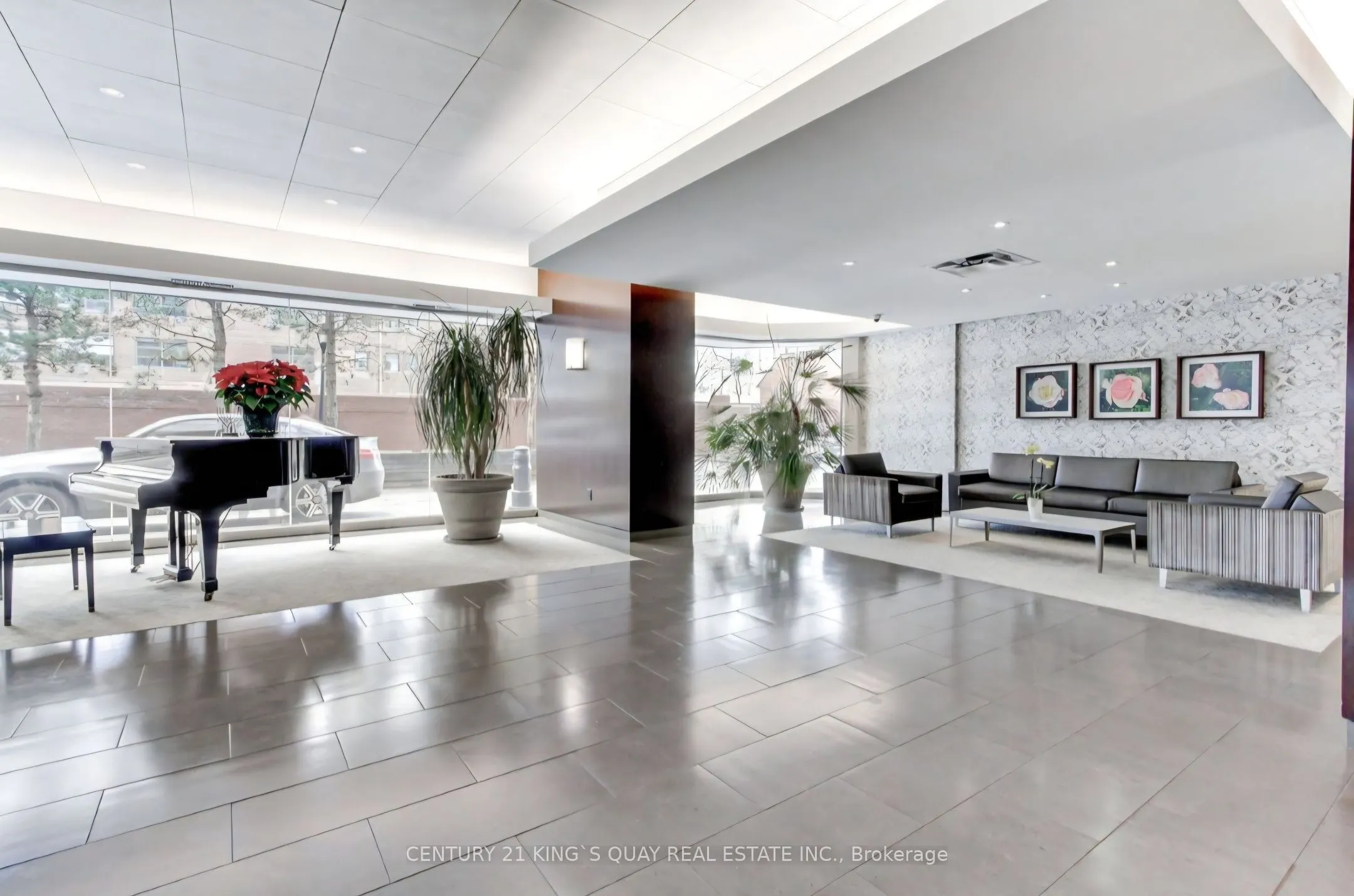 705 King Street W #409