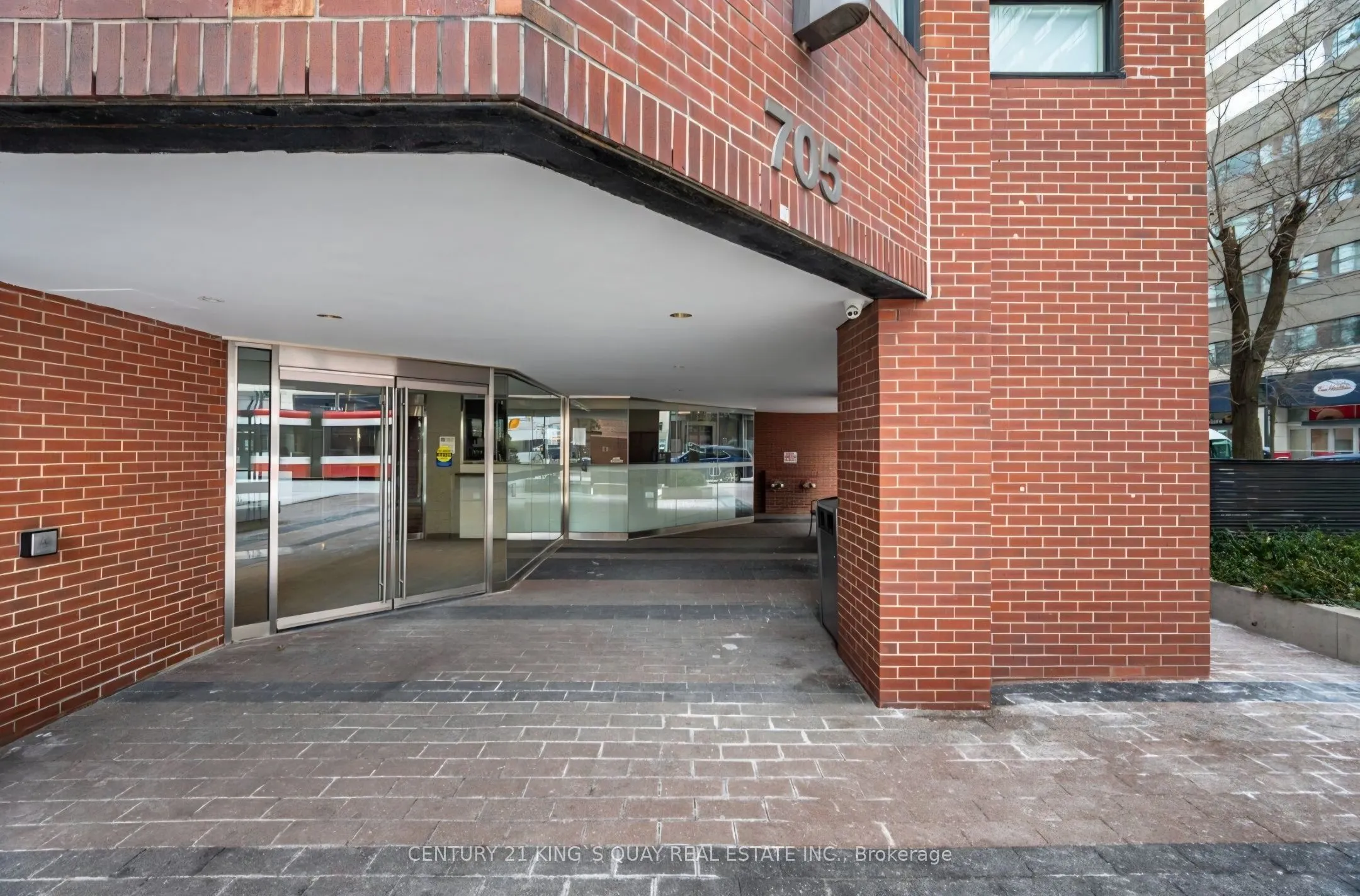 705 King Street W #409