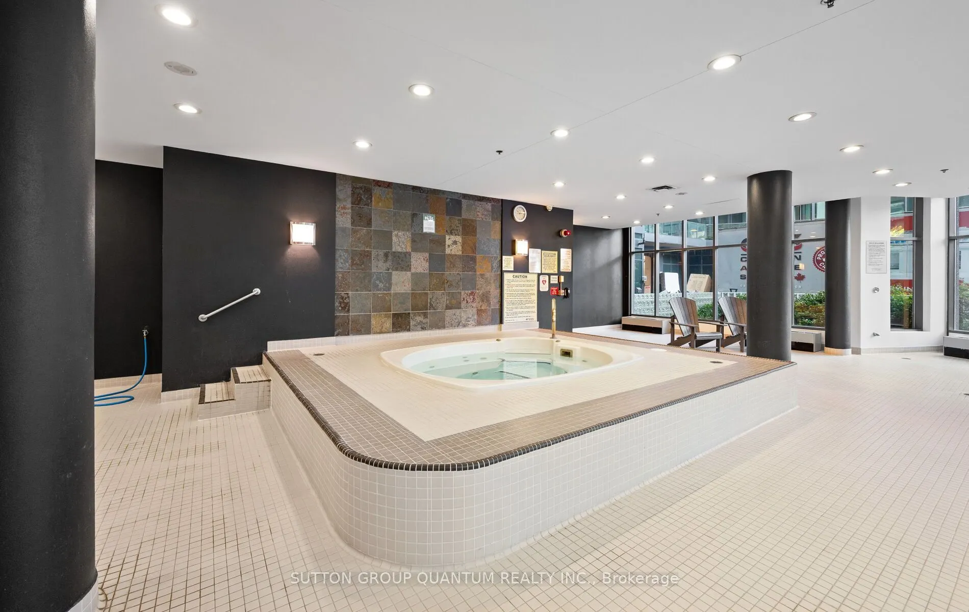219 Fort York Boulevard #1110