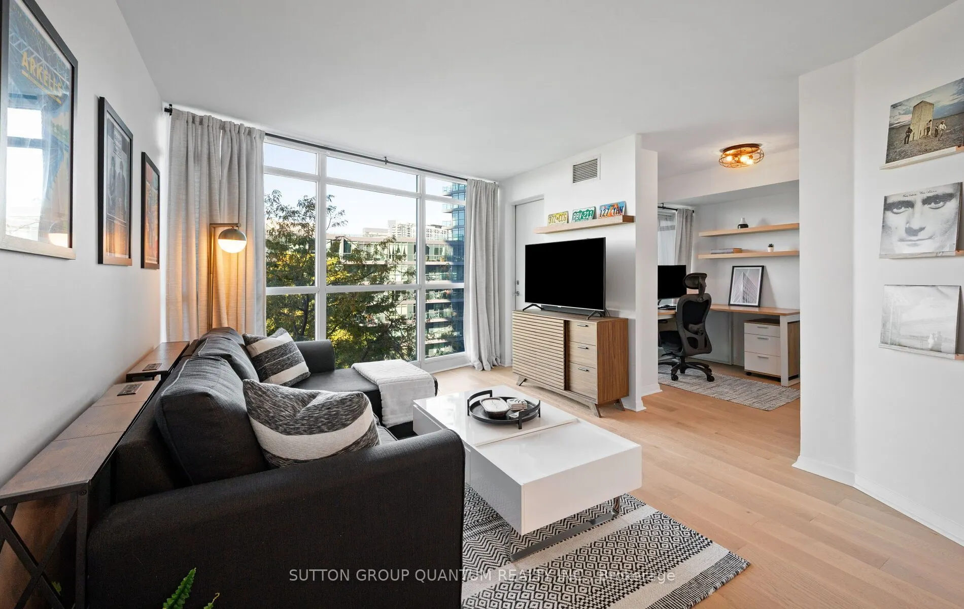 219 Fort York Boulevard #1110