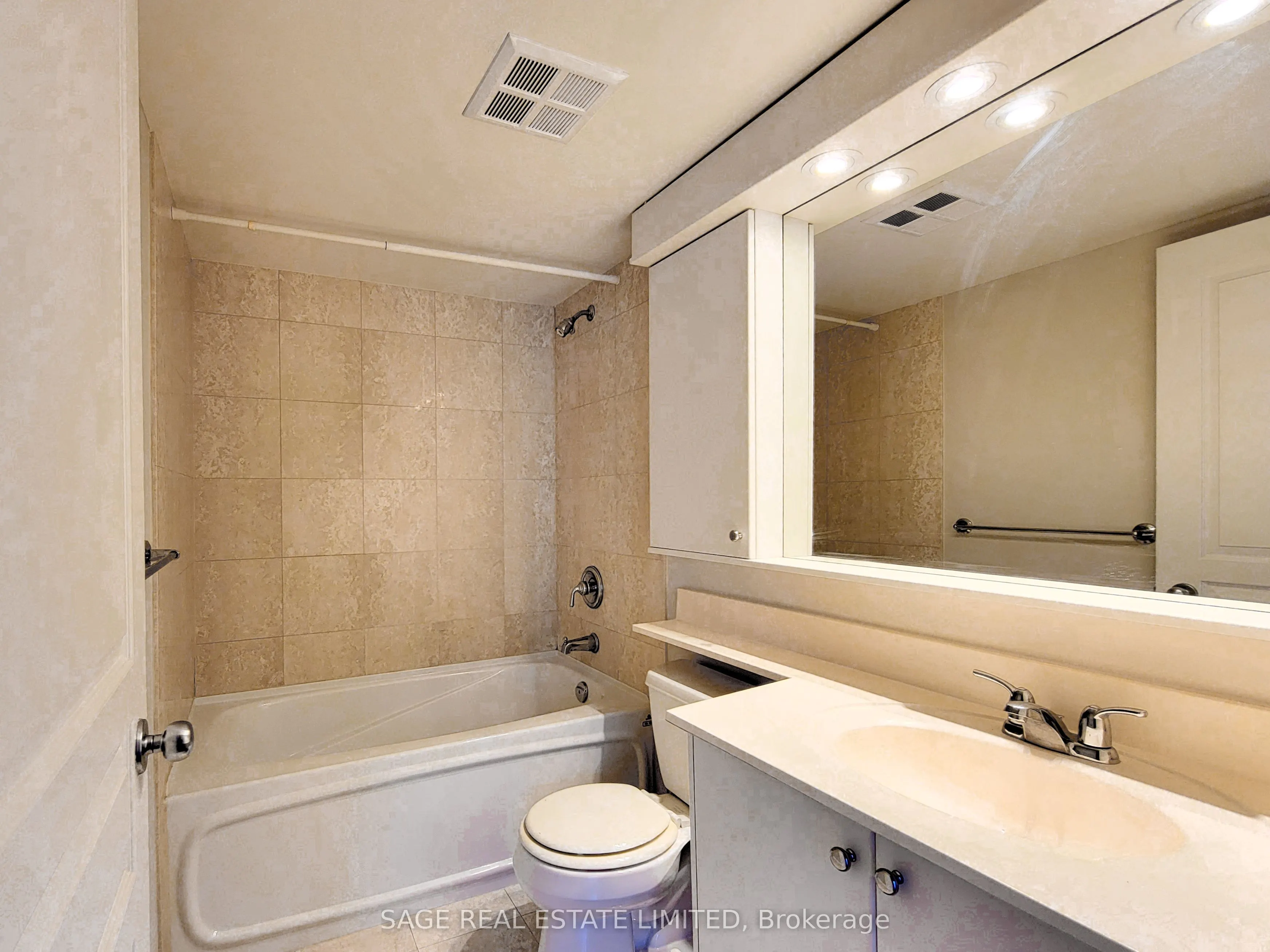 801 Bay Street #1505