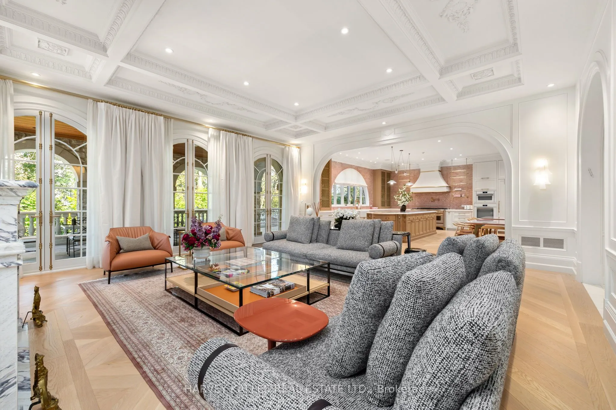 221 Forest Hill Road