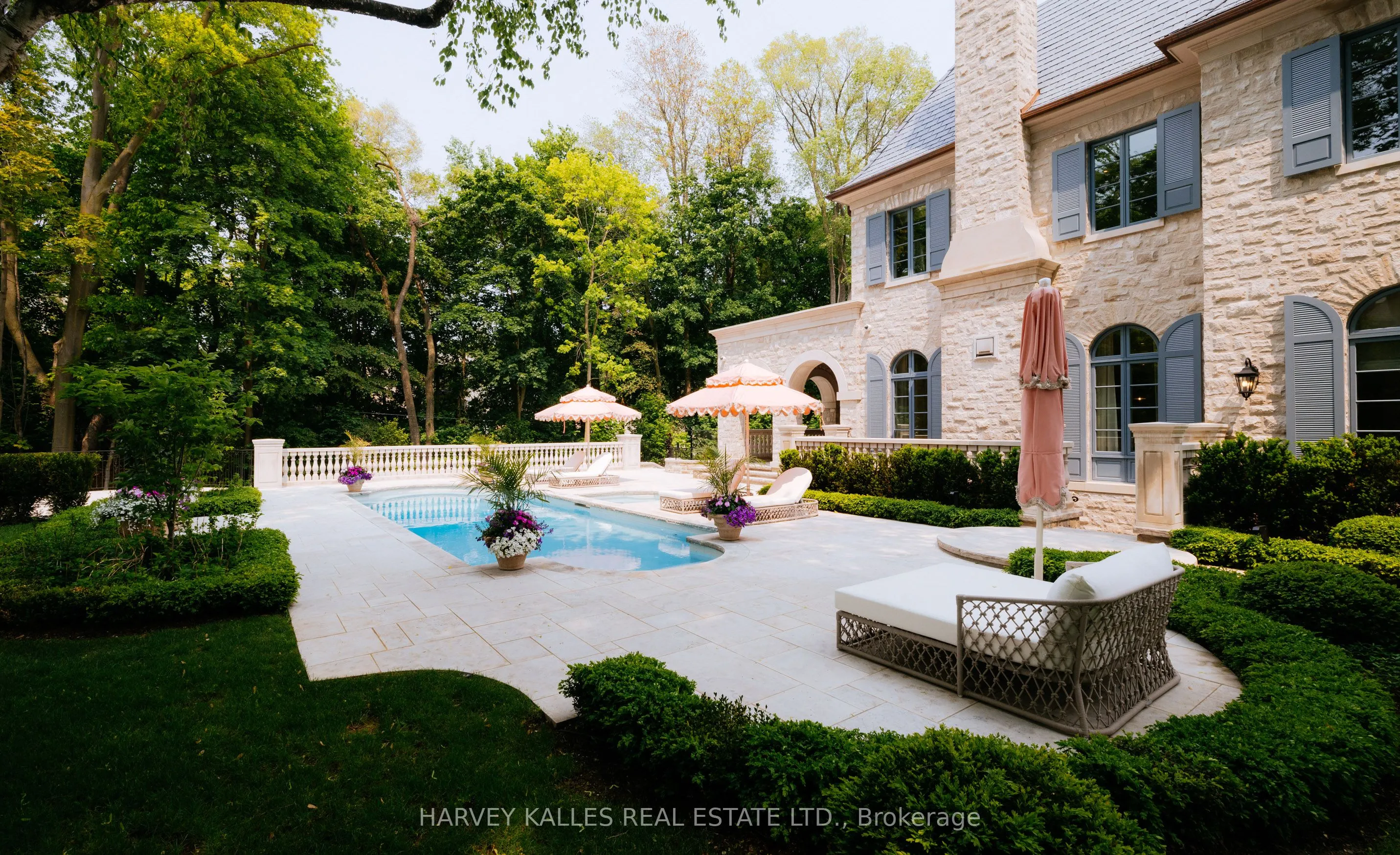 221 Forest Hill Road