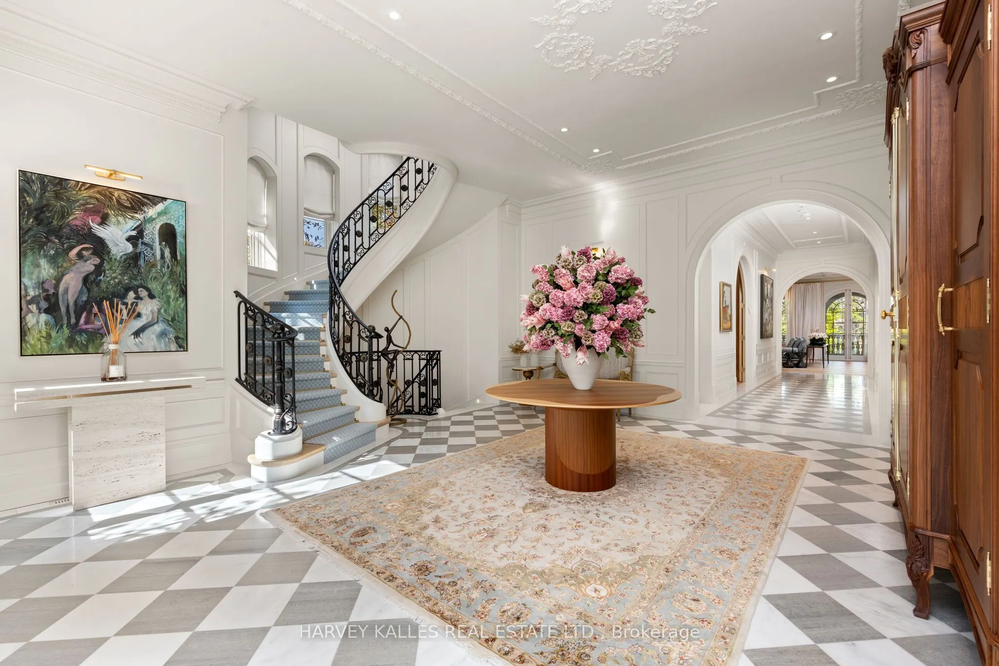 221 Forest Hill Road