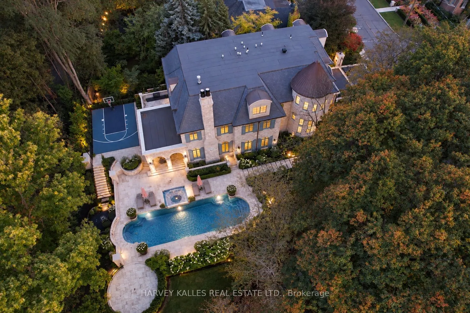 221 Forest Hill Road