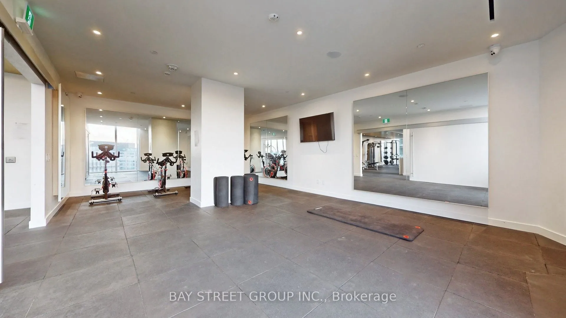 135 East Liberty Street #716