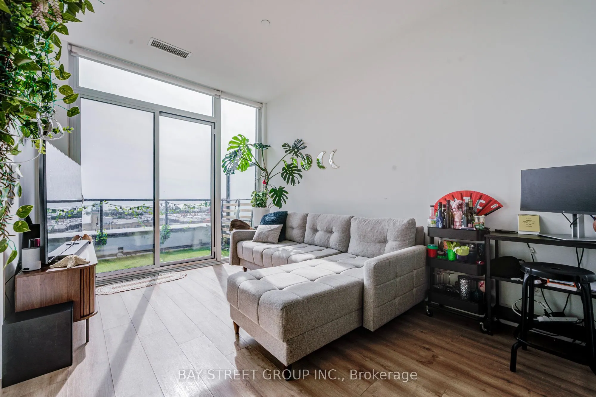 135 East Liberty Street #716