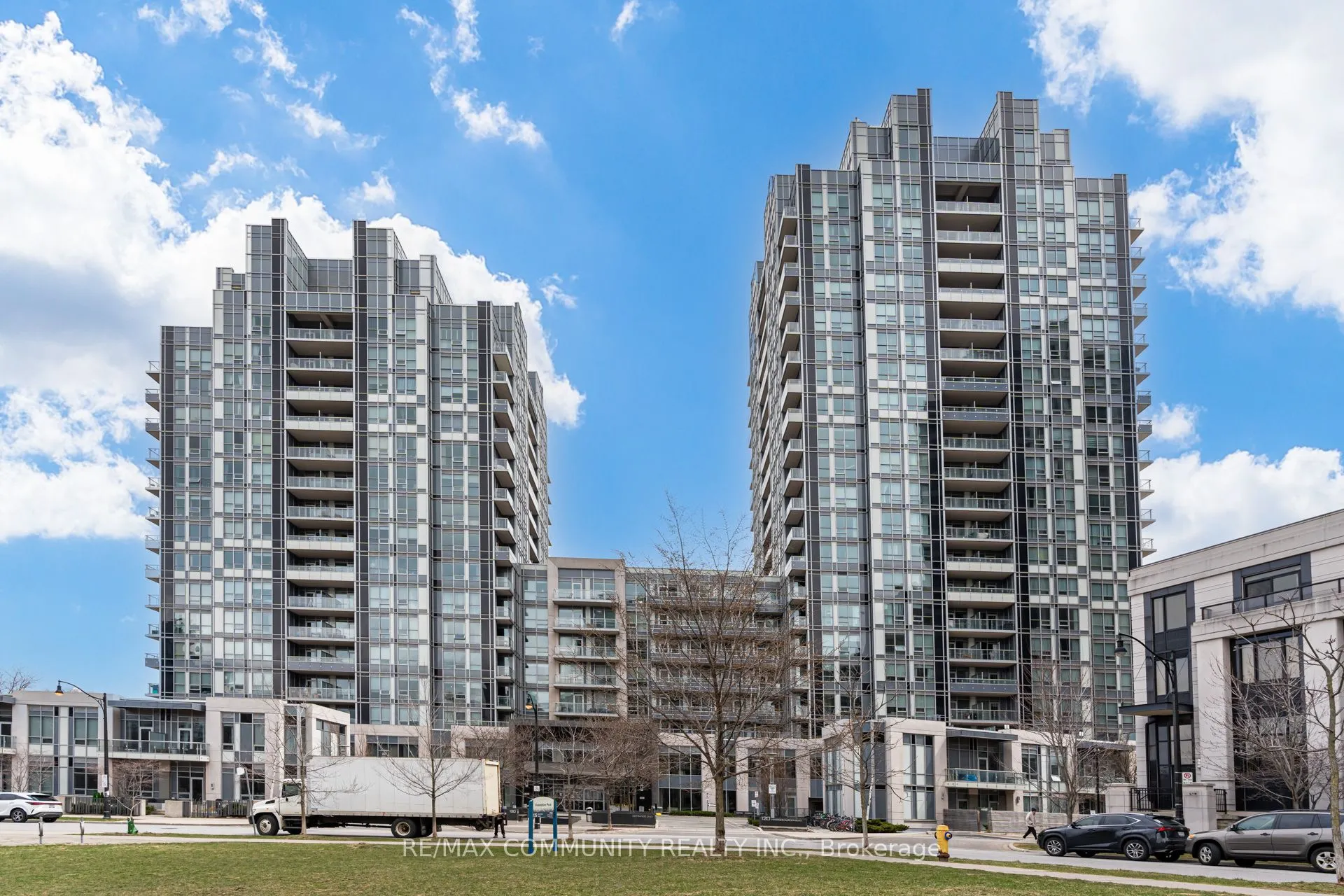 120 Harrison Garden Boulevard #1008