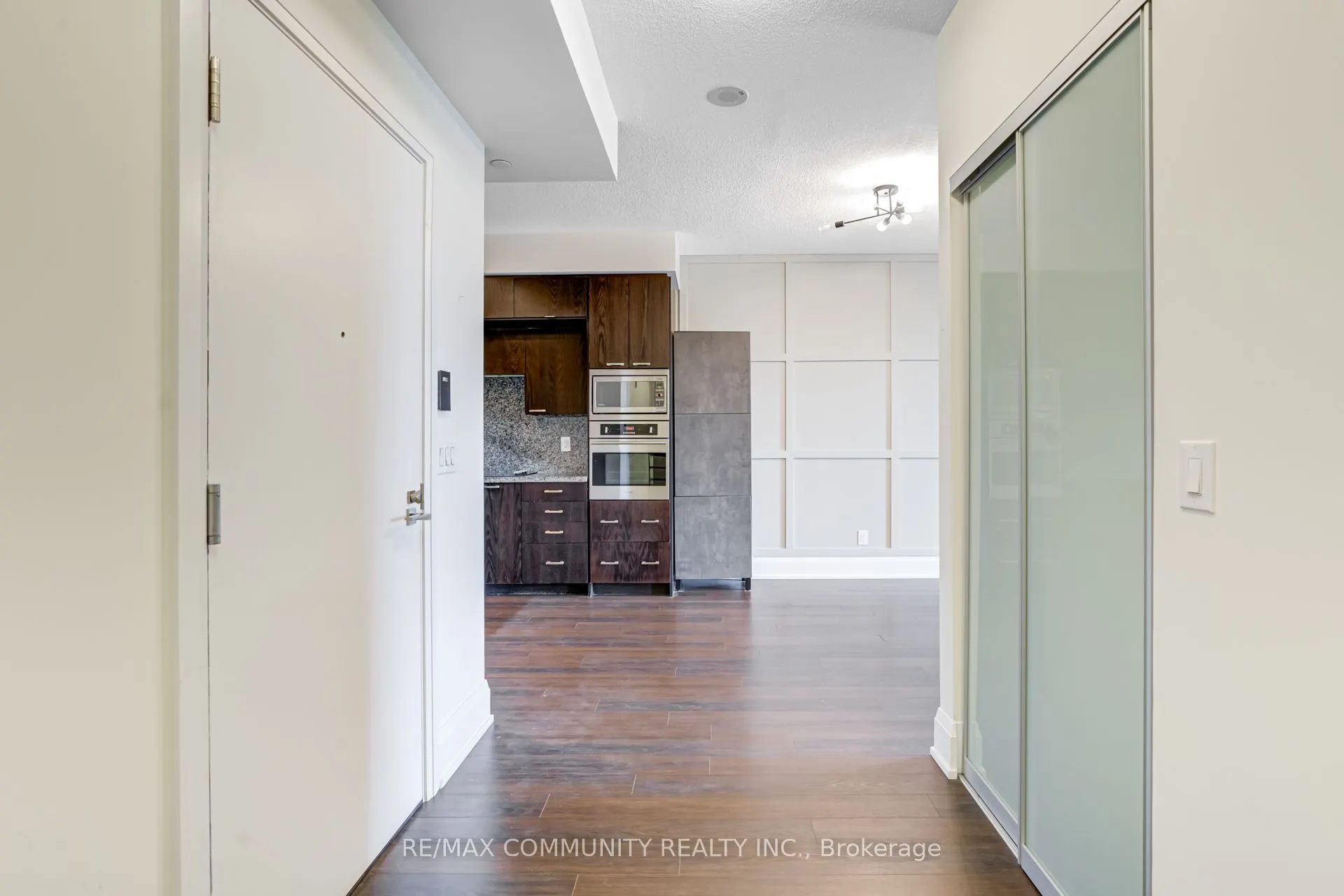 120 Harrison Garden Boulevard #1008