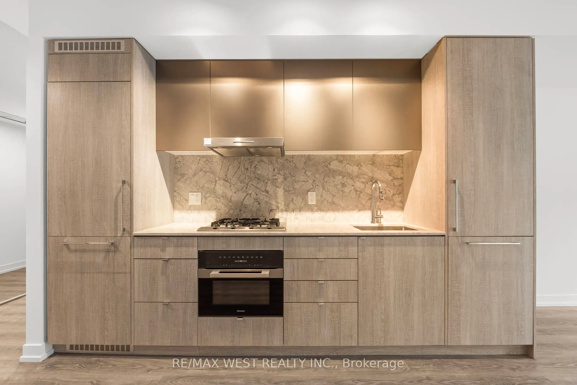 771 Yonge Street #906