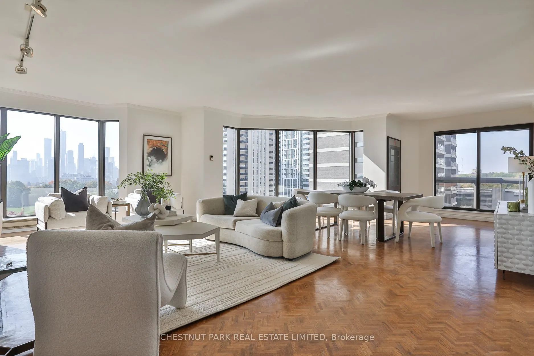 70 Rosehill Avenue #805