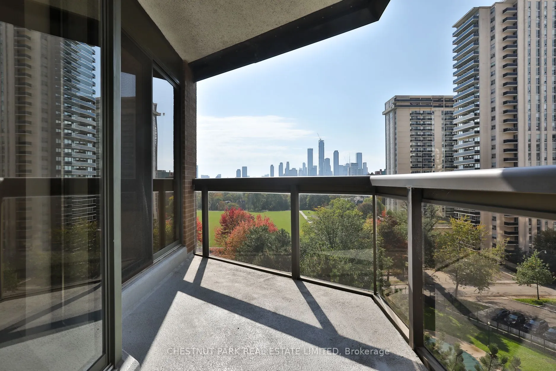 70 Rosehill Avenue #805
