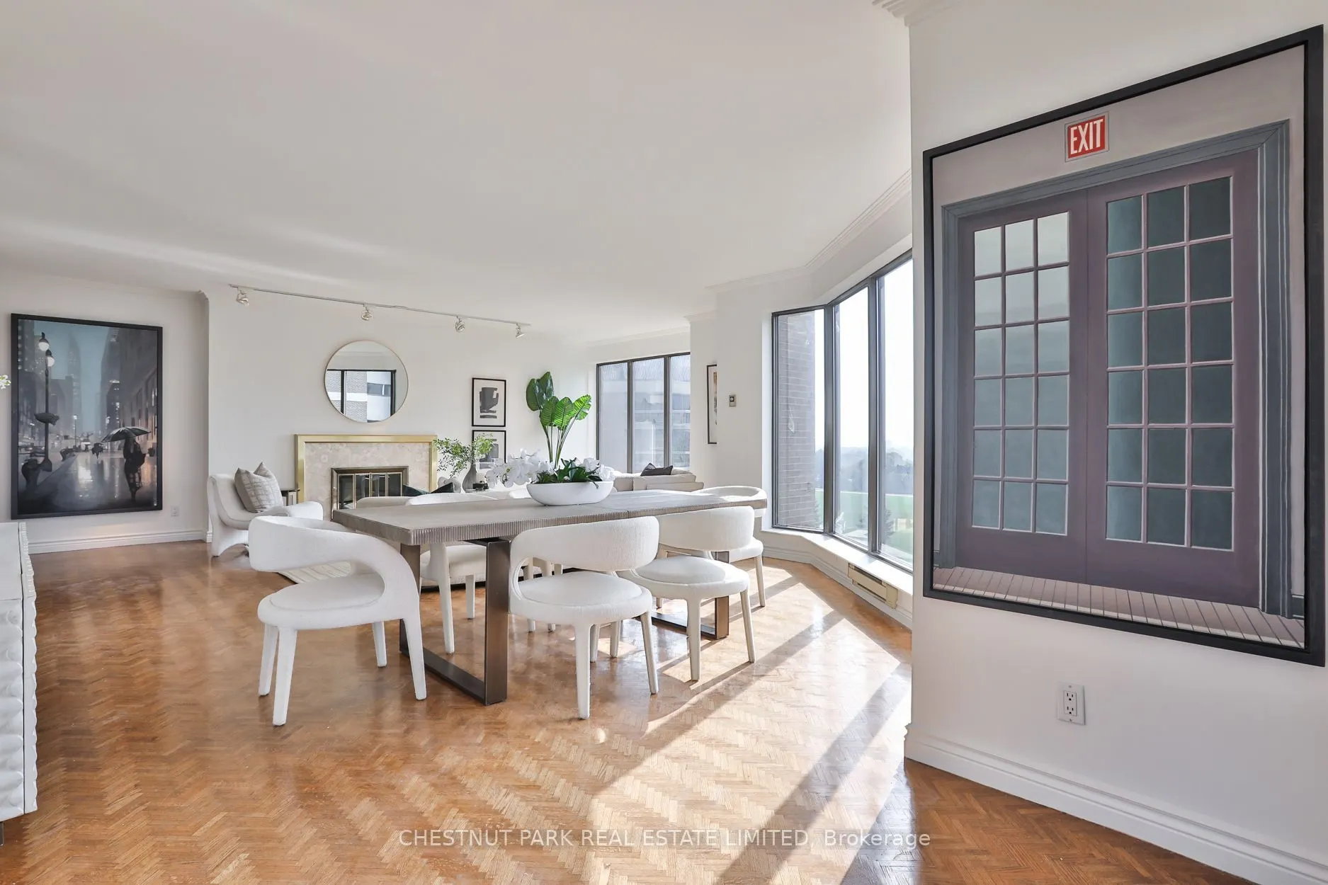 70 Rosehill Avenue #805