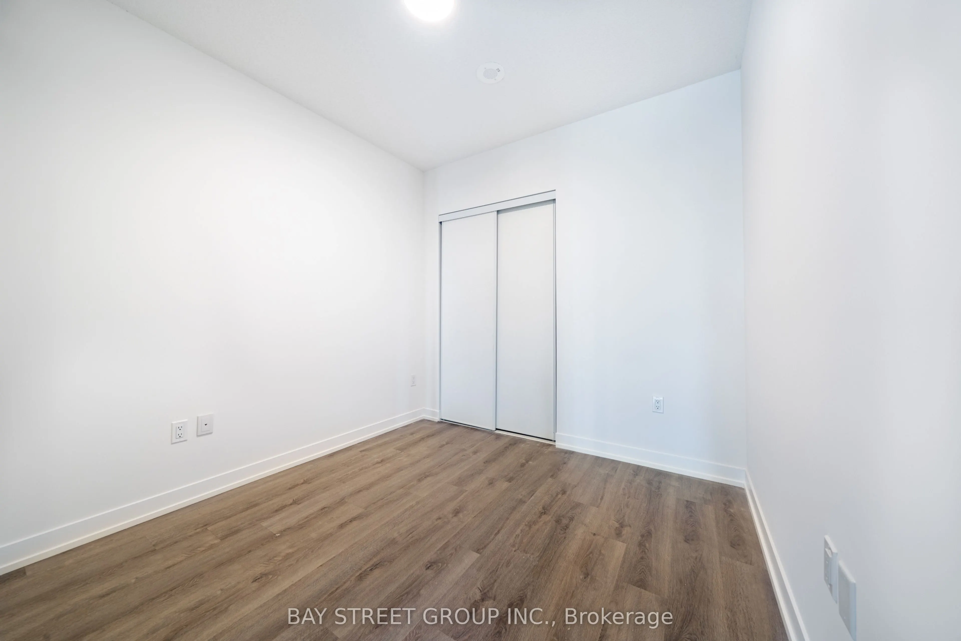 138 Downes Street #806