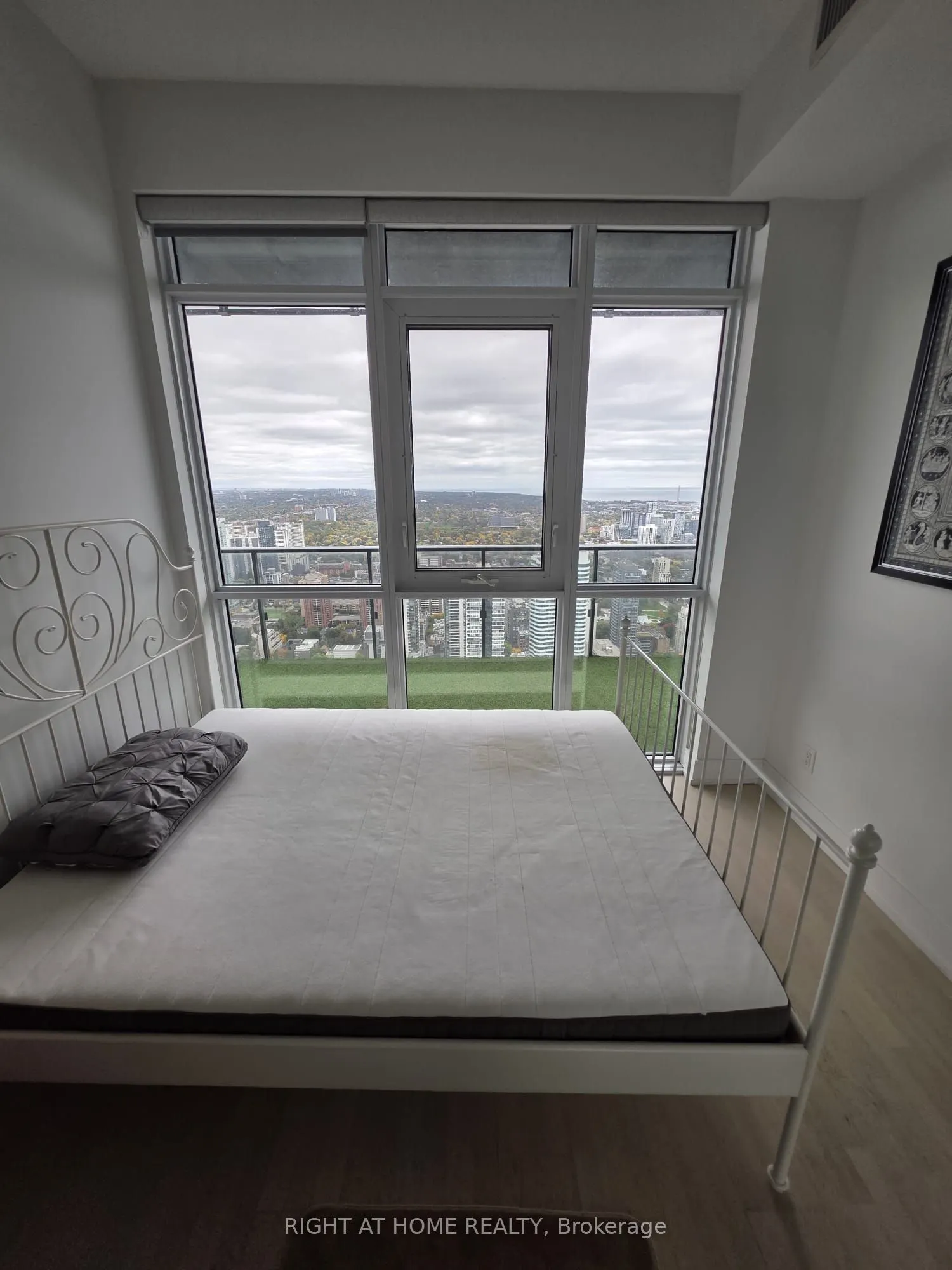 7 Grenville Street #6205