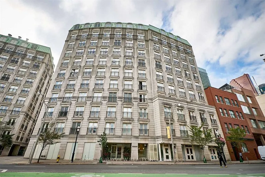 115 Richmond Street E #409