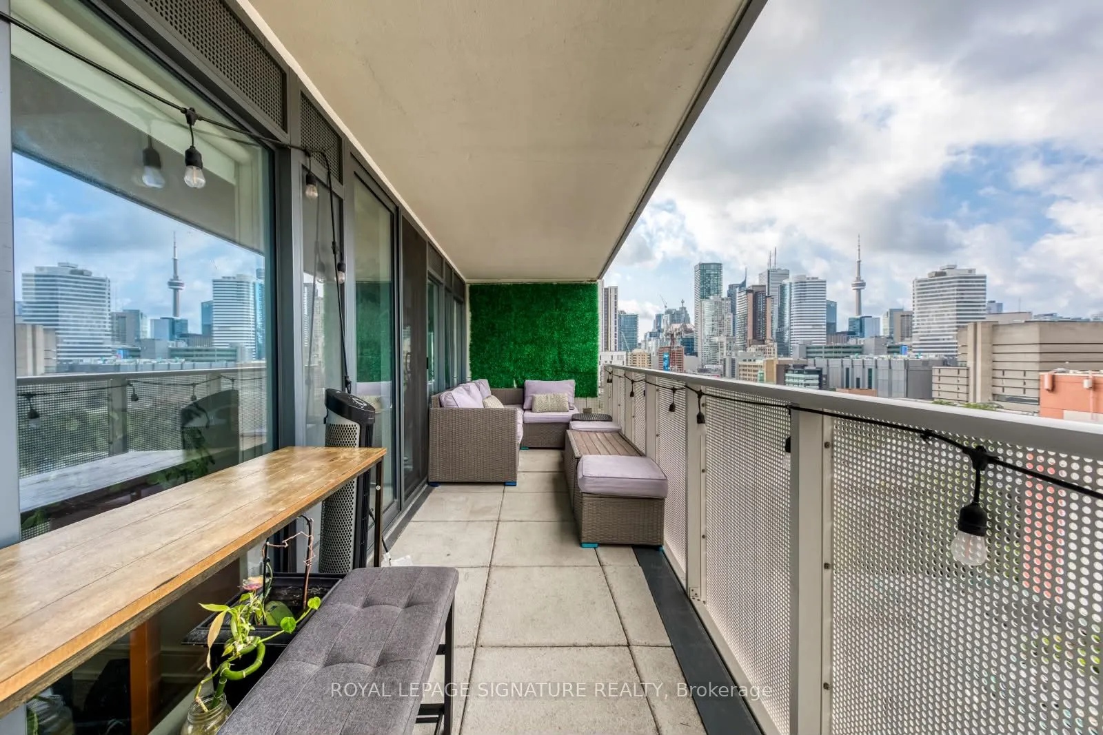 89 McGill Street #1011