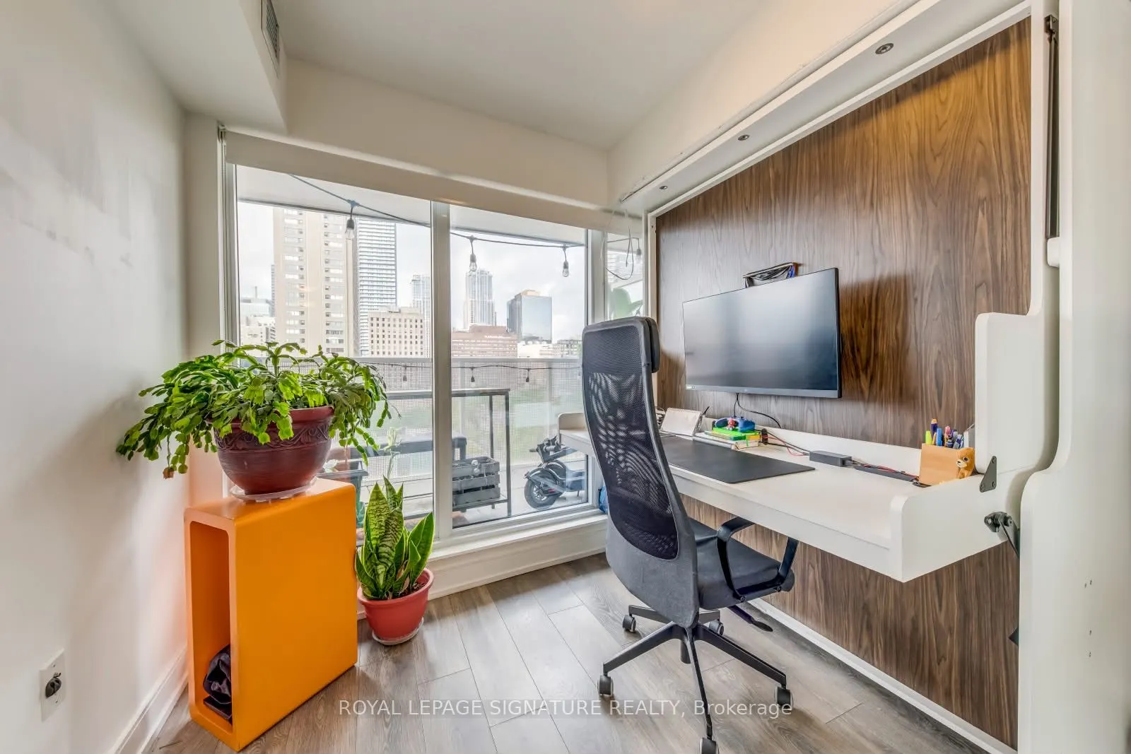 89 McGill Street #1011