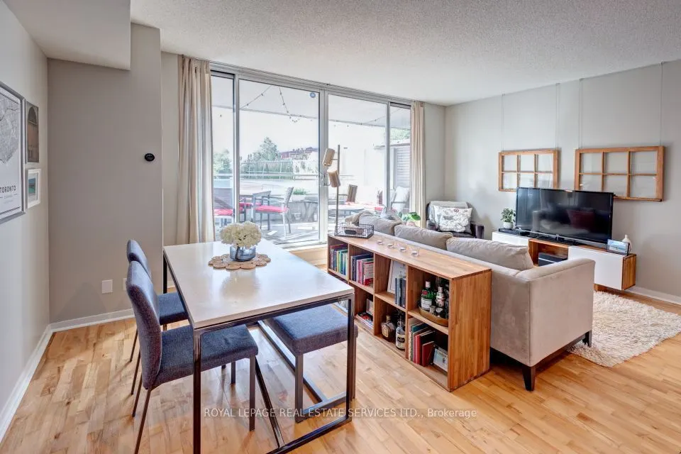 301 Markham Street #210