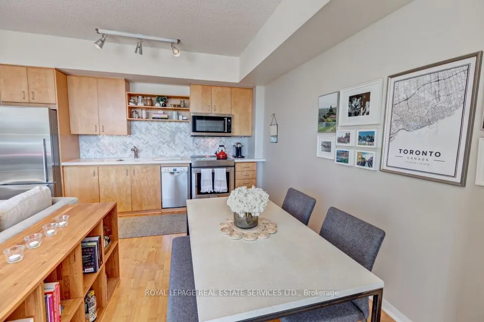 301 Markham Street #210