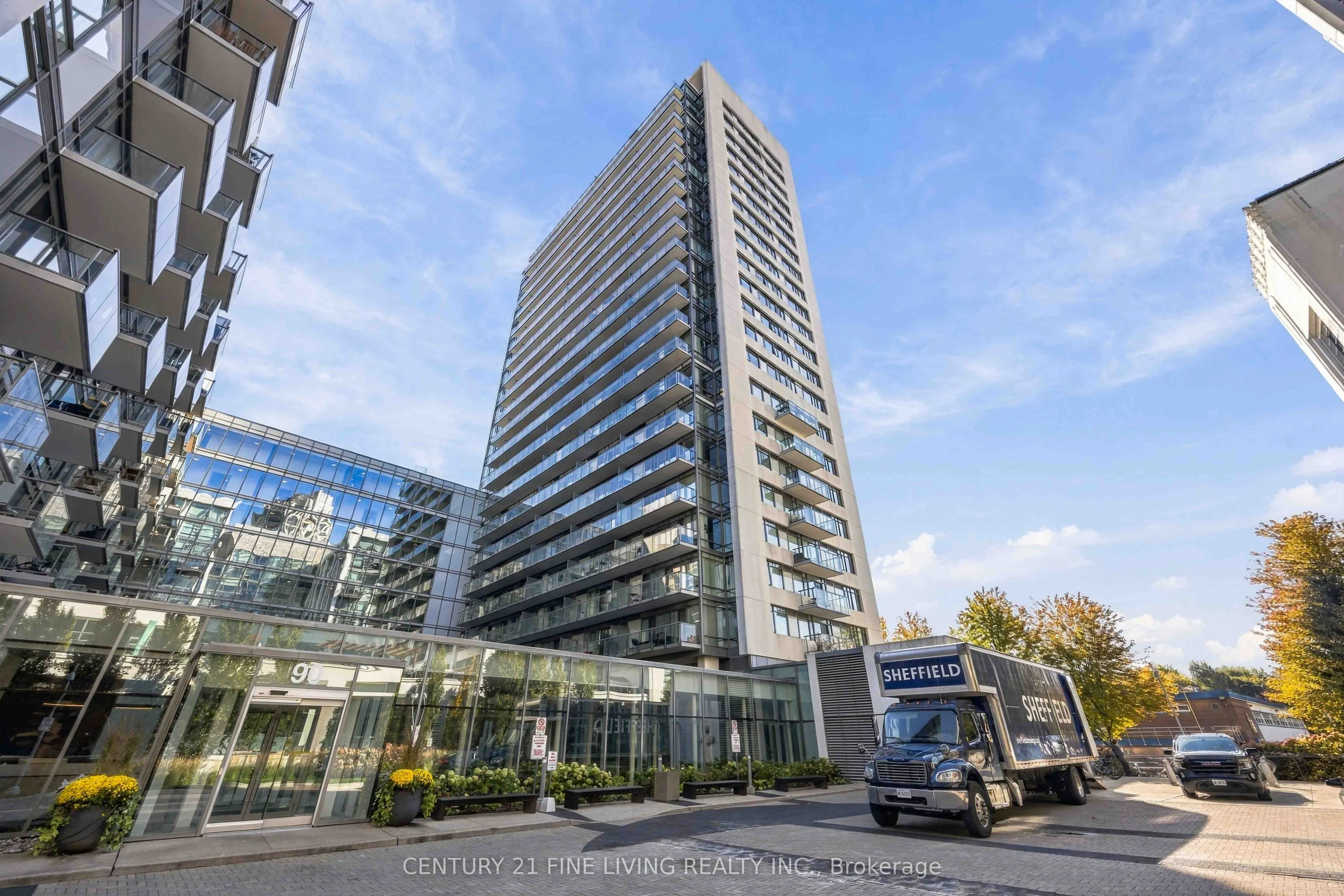 90 Stadium Road #806