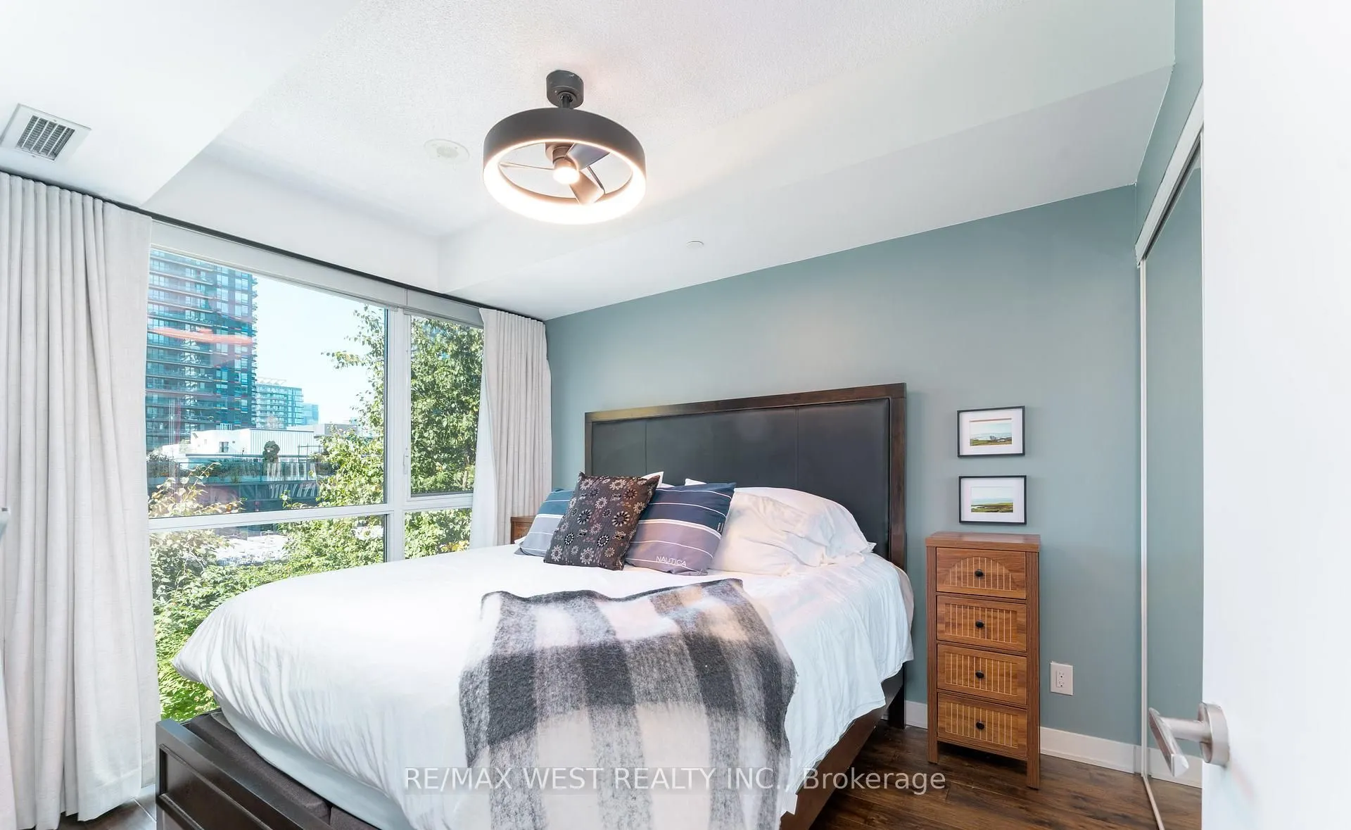 170 Sumach Street #507