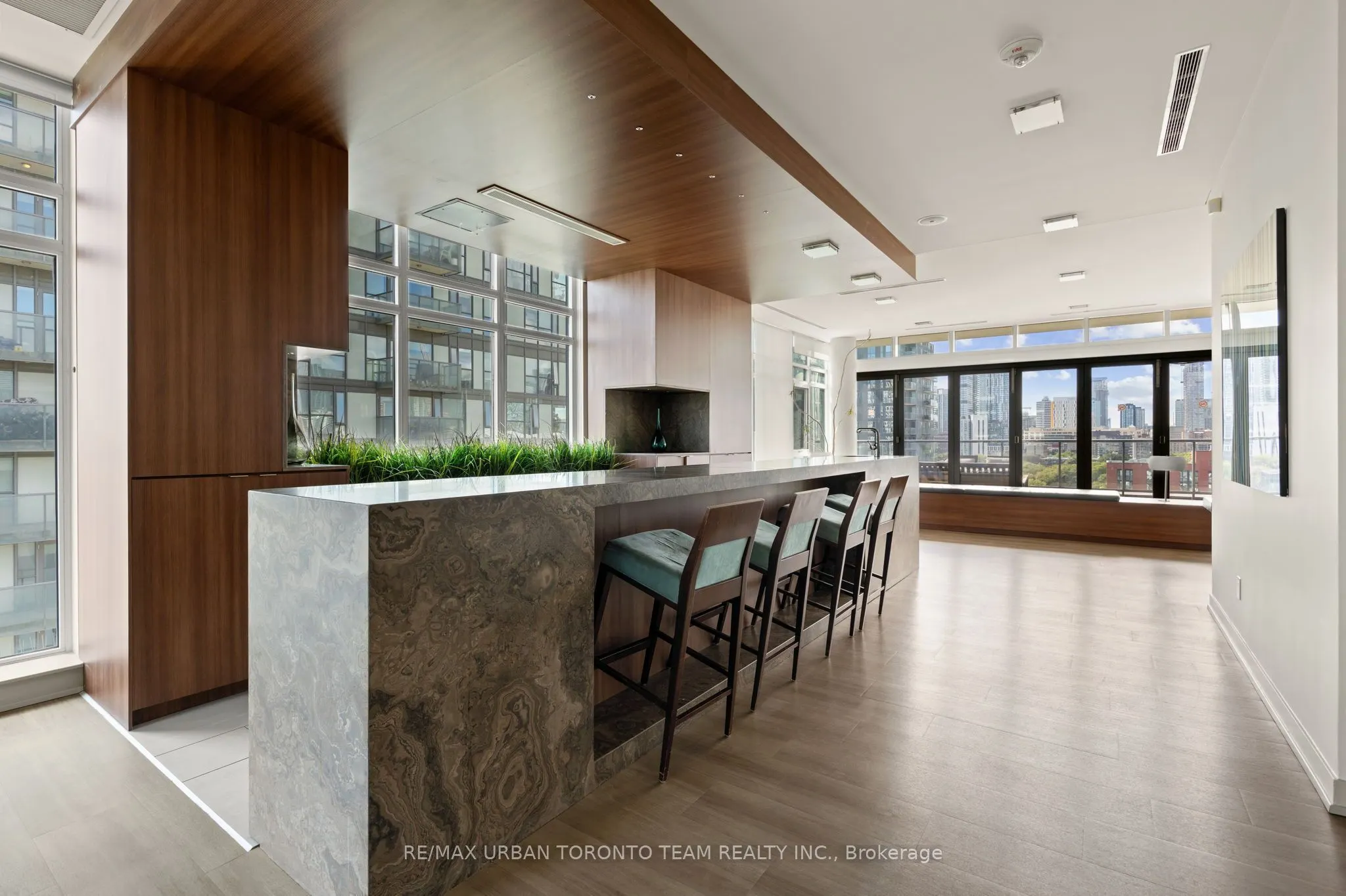 260 Sackville Street #514