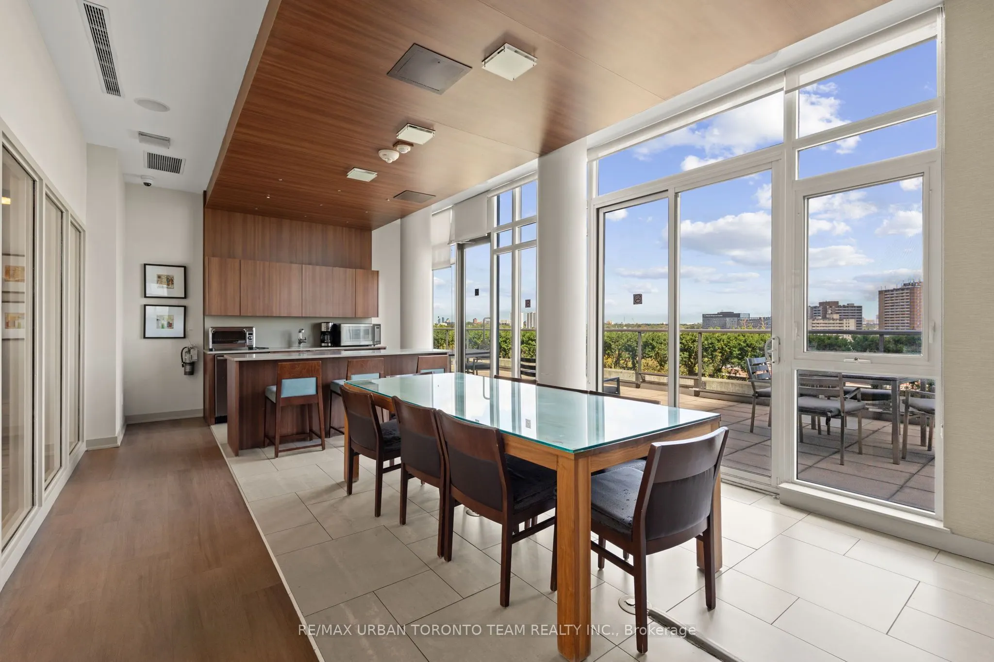 260 Sackville Street #514