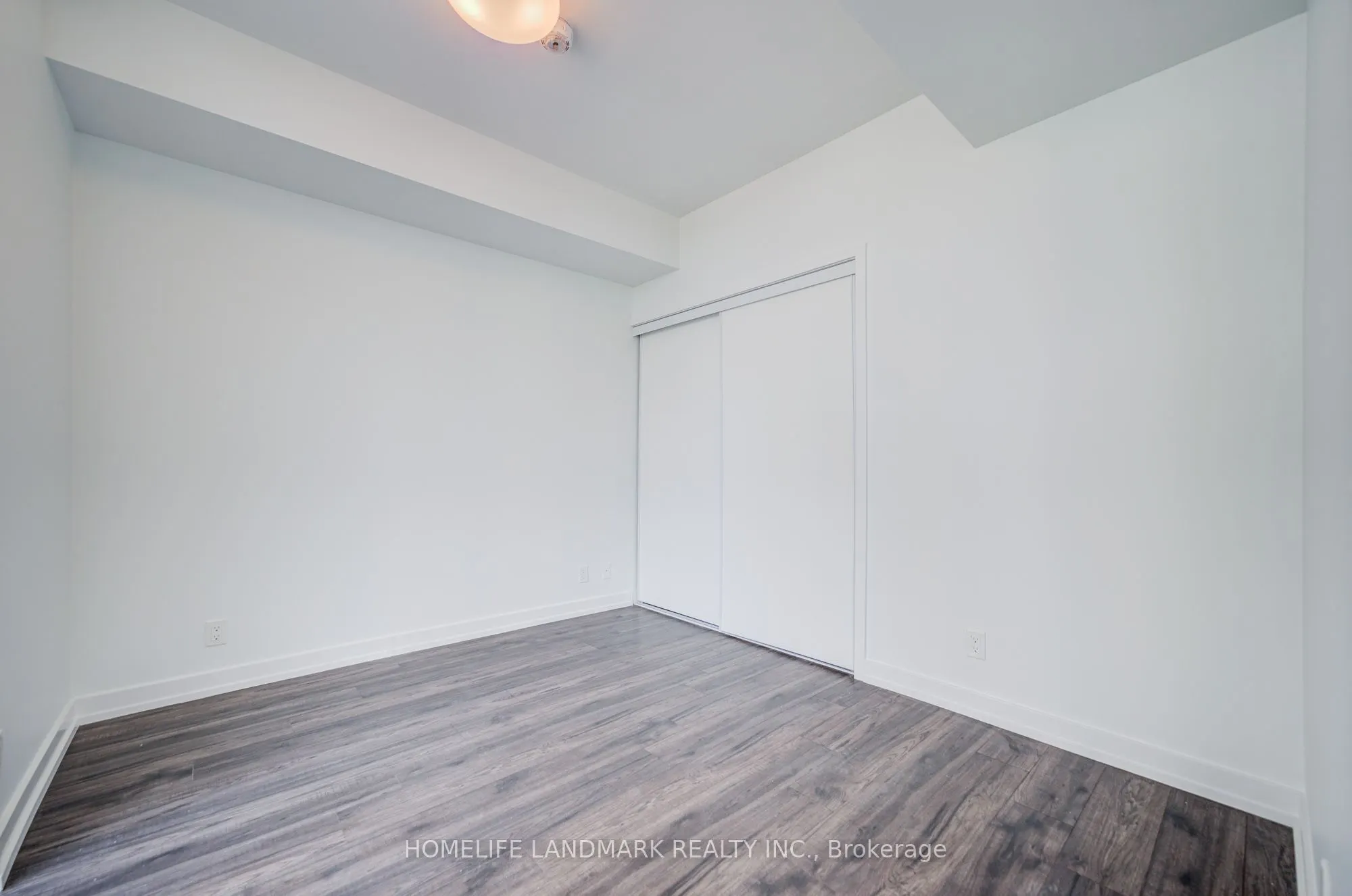 33 Helendale Avenue #601