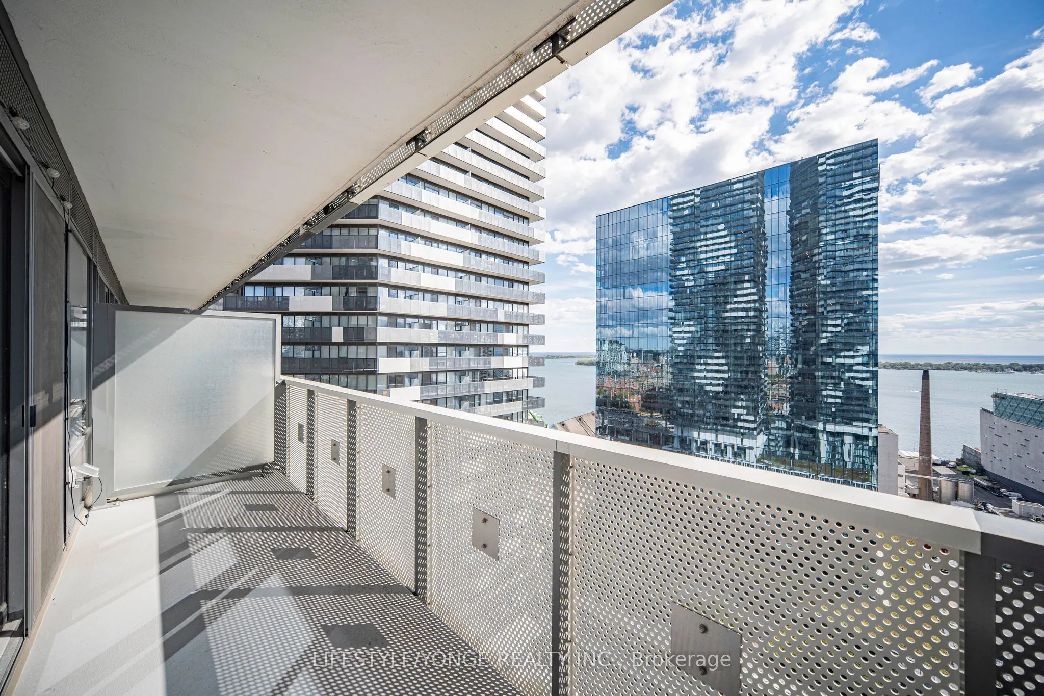 55 Cooper Street #2611