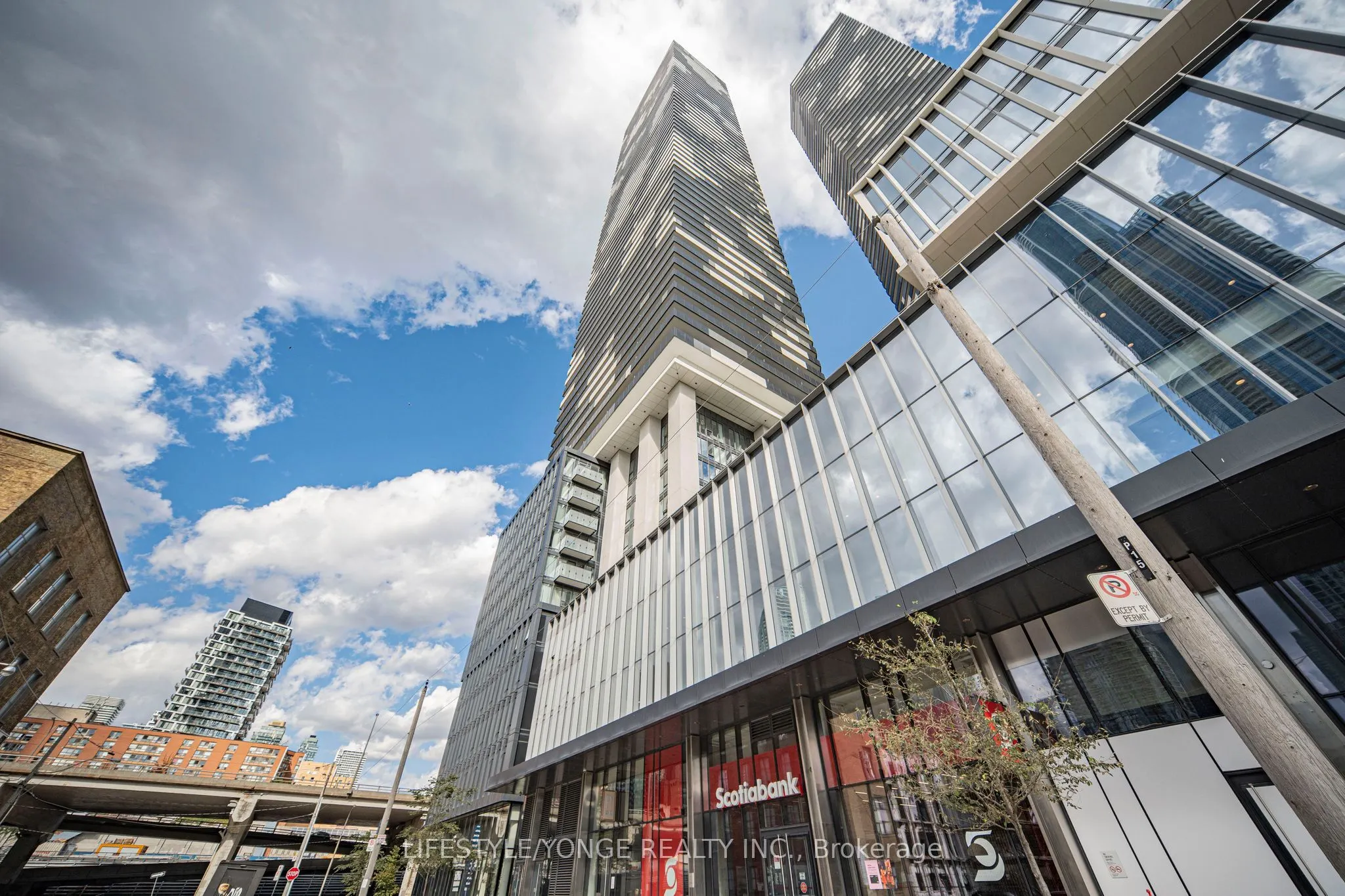 55 Cooper Street #2611