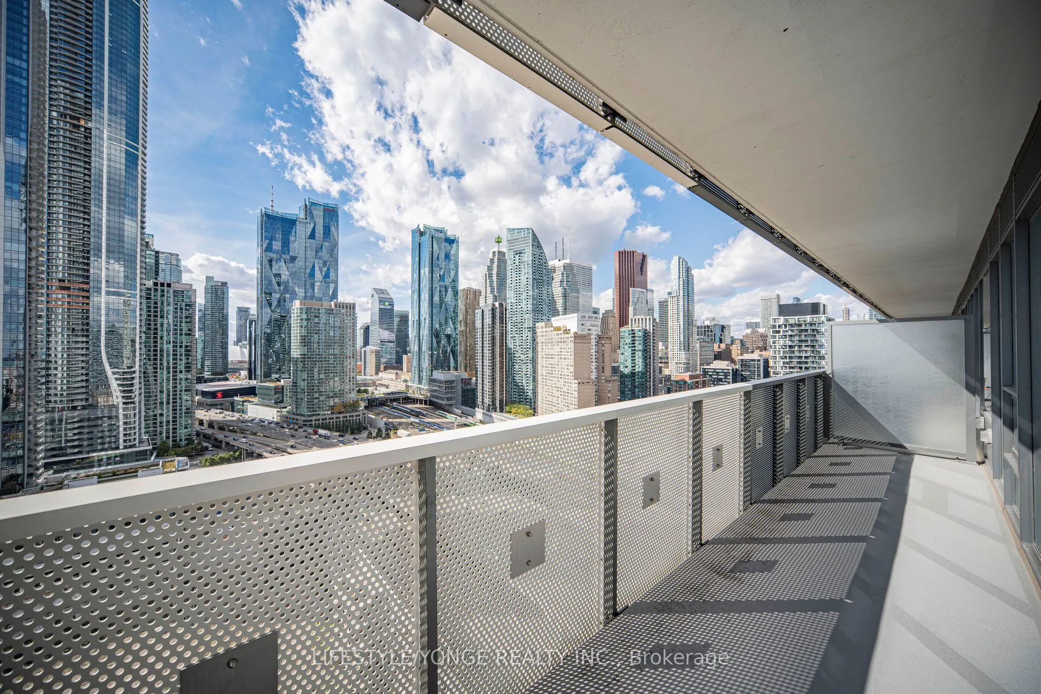 55 Cooper Street #2611