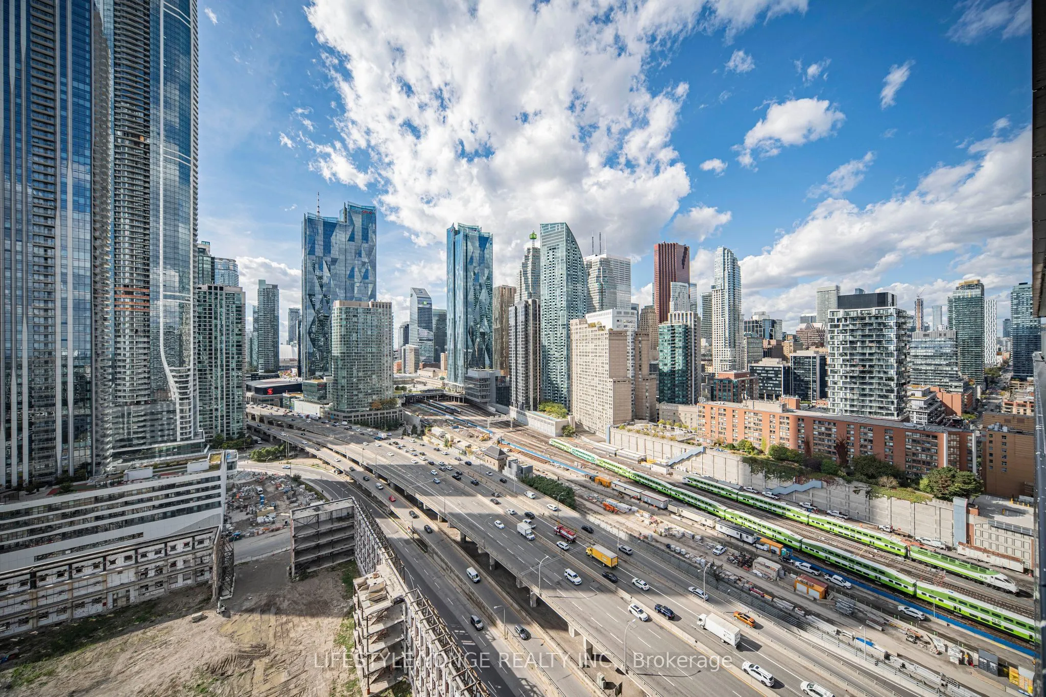 55 Cooper Street #2611