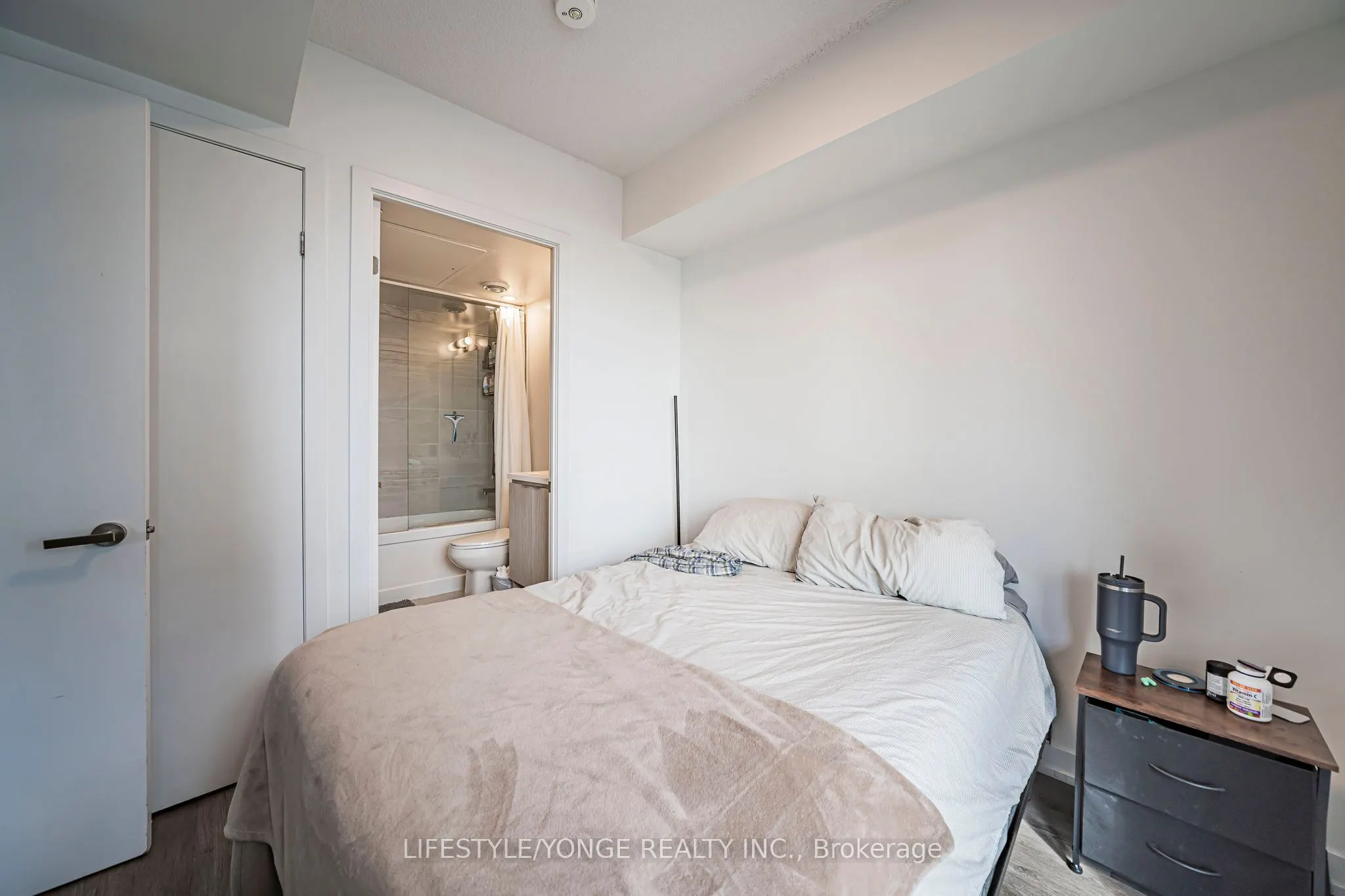 55 Cooper Street #2611