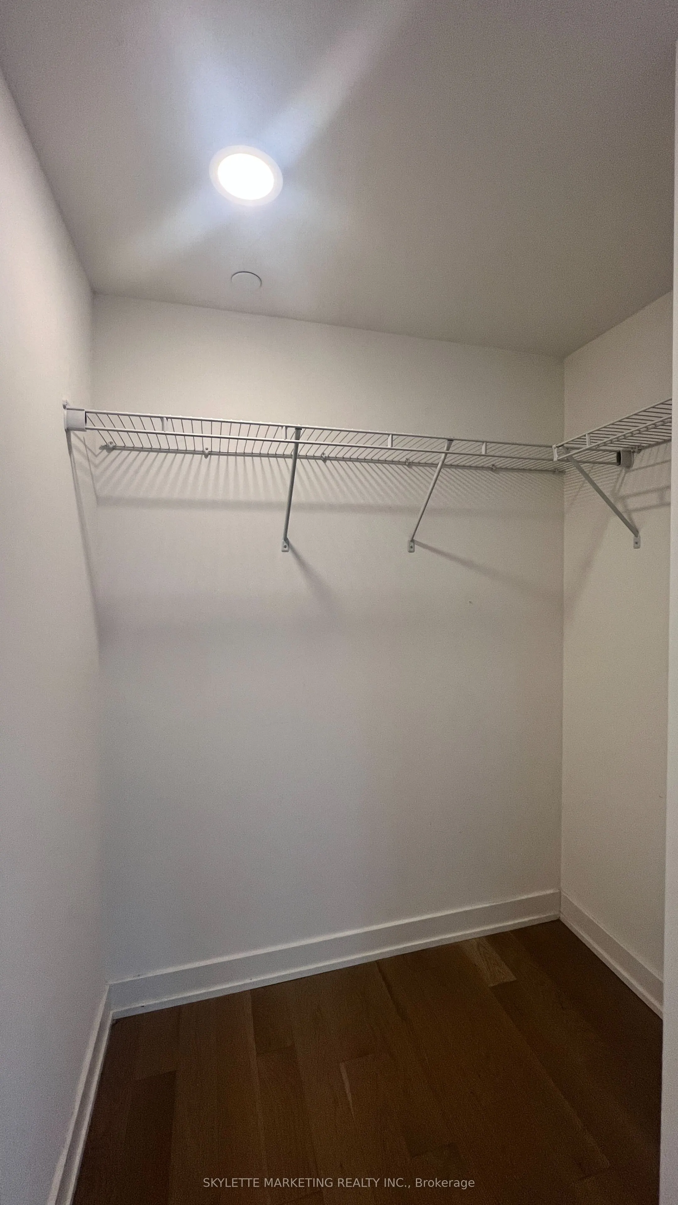25 Richmond Street E #617