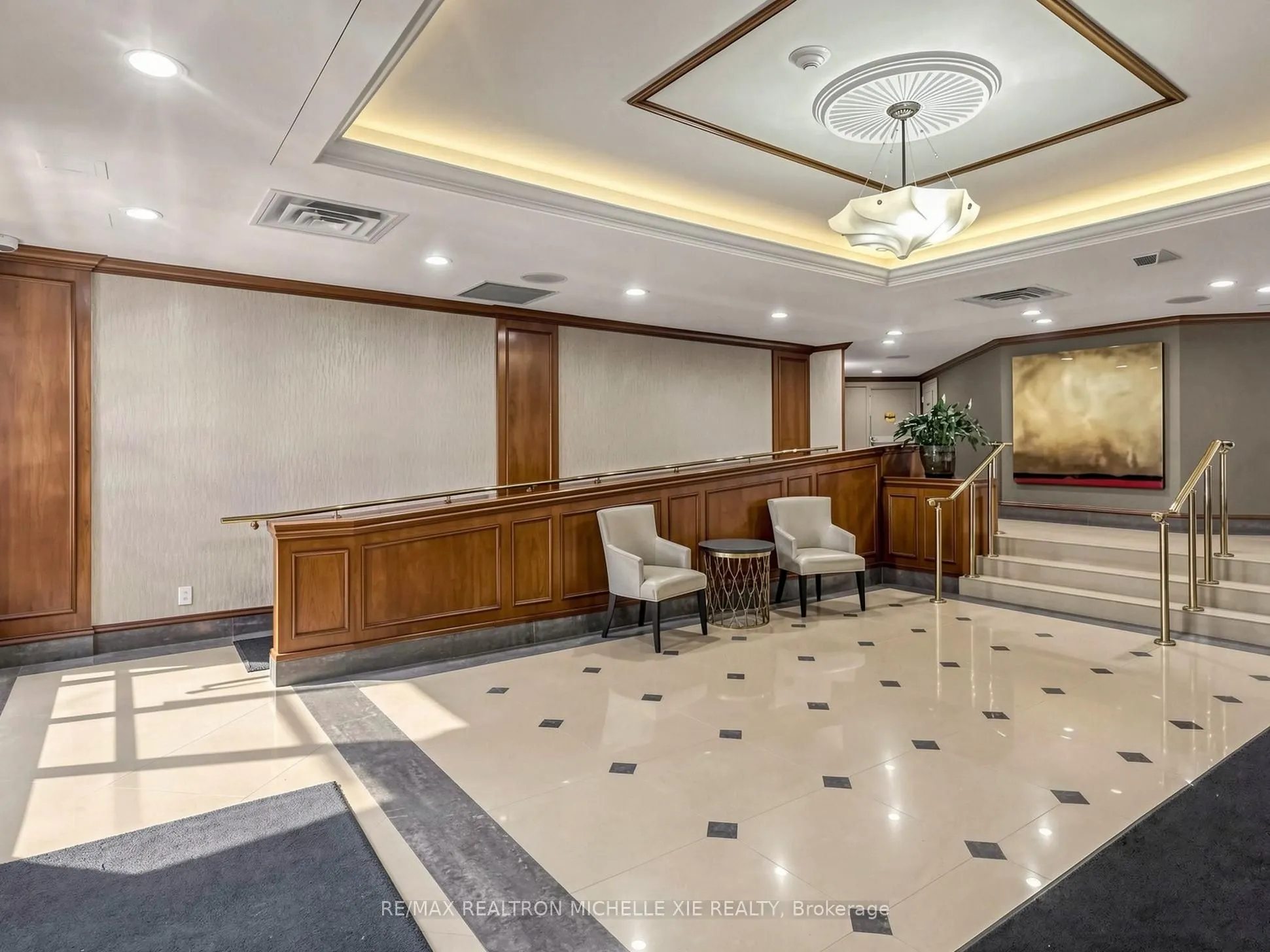 18 Concorde Place #411