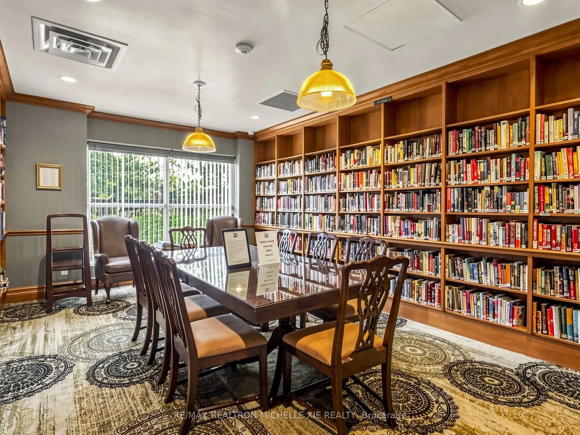 18 Concorde Place #411