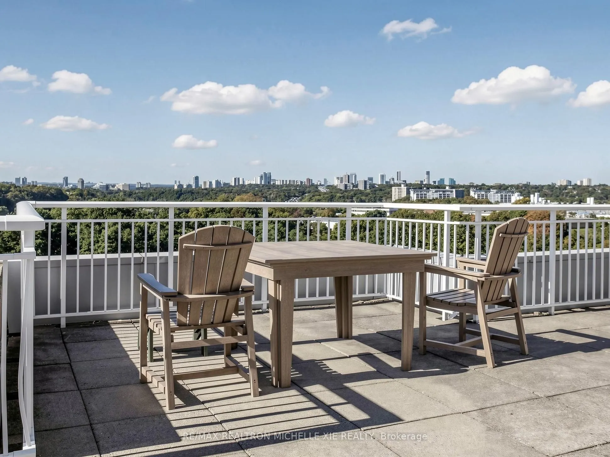 18 Concorde Place #411