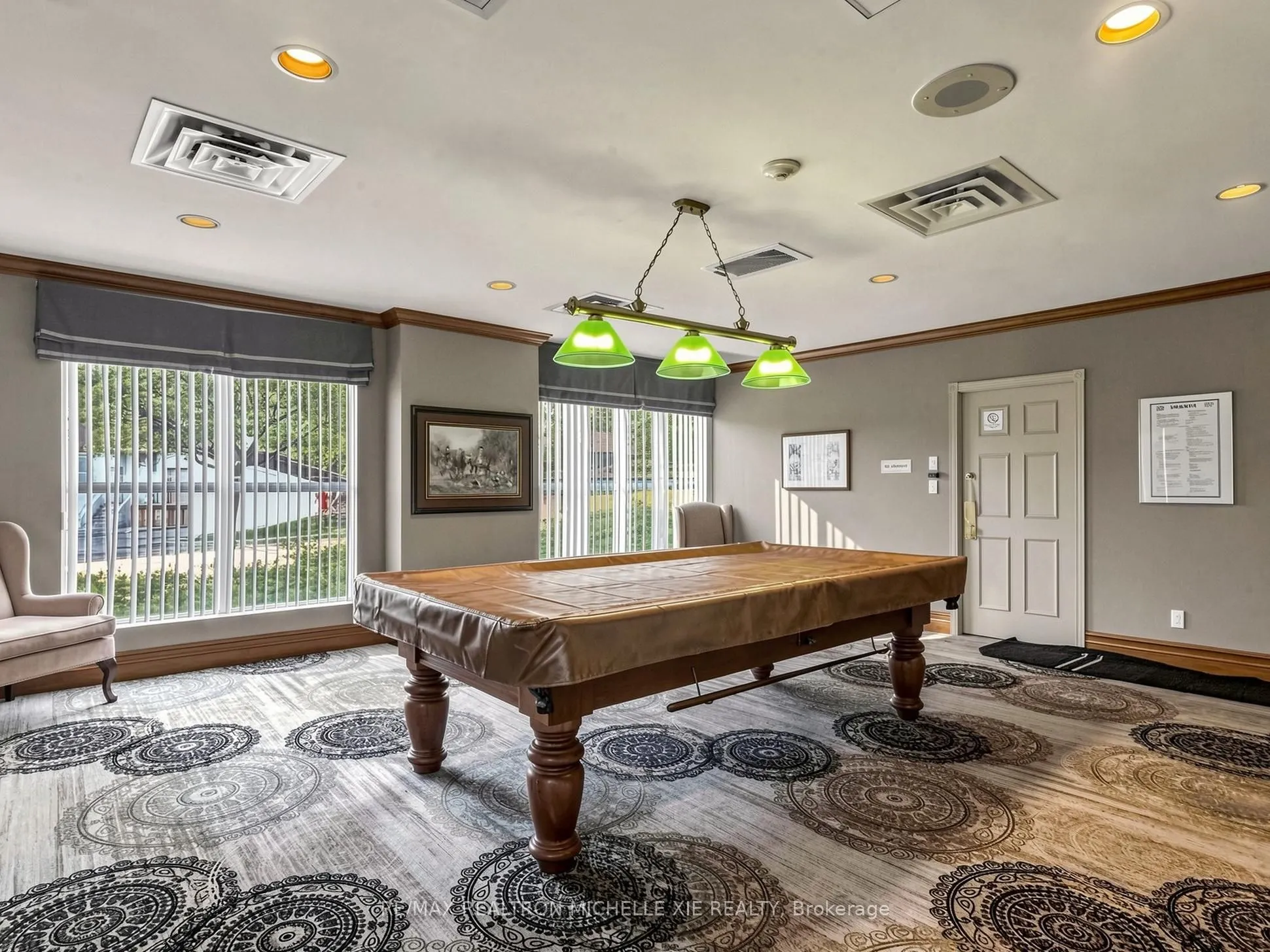 18 Concorde Place #411